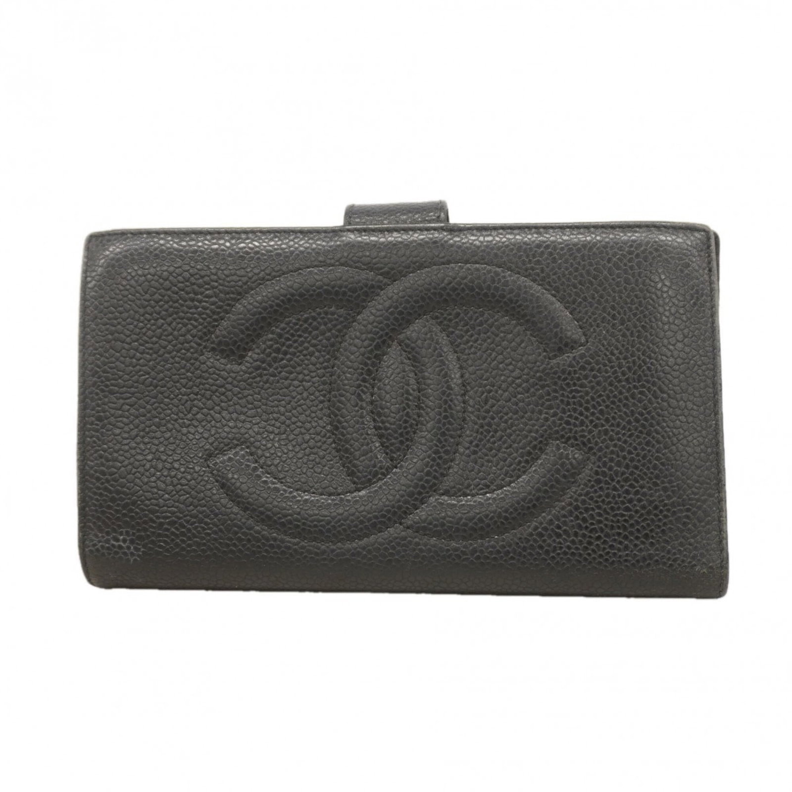 Calfskin long bi-fold wallet from Chanel: Calfskin long bi-fold wallet from Chanel Calfskin long bi-fold wallet from Chanel features a sleek black design with a classic bi-fold closure, made from high-quality grained calfskin. Measuring 10cm 