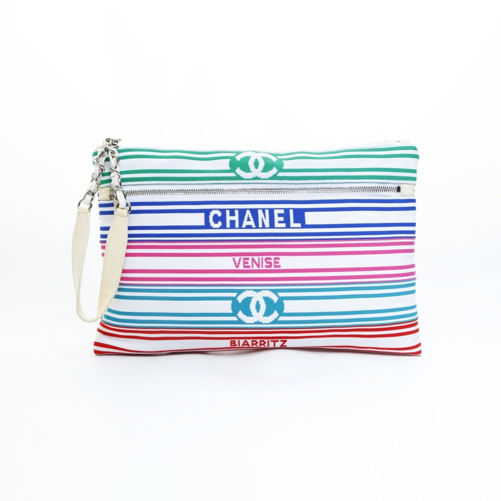 Cotton Canvas Chanel Bag Clutch: Cotton Canvas Chanel Bag Clutch Cotton canvas Chanel bag clutch with vibrant multi-color design, featuring a unique cotton canvas material and adjustable strap length. This stylish clutch measures 27c