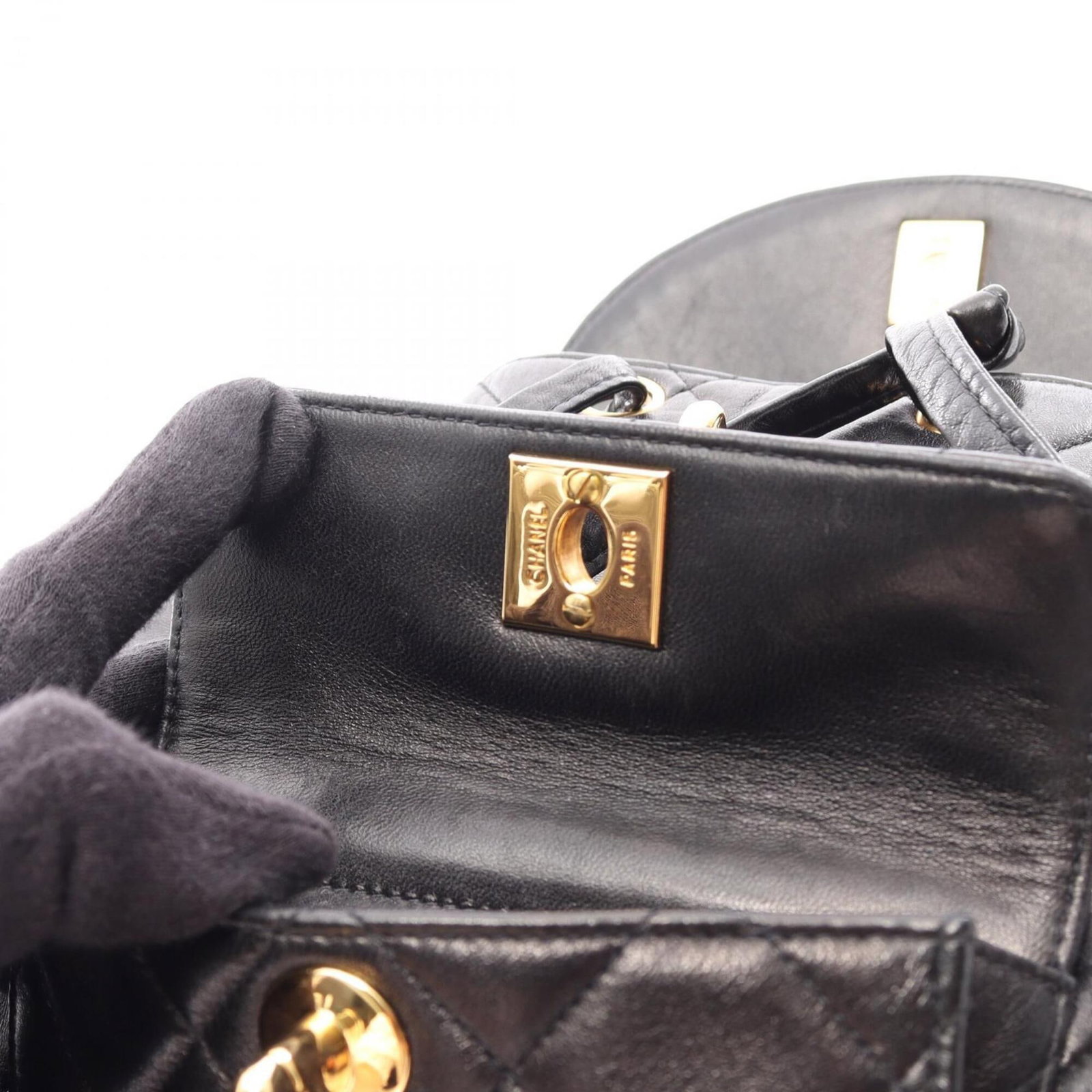 Chanel leather backpack - 7