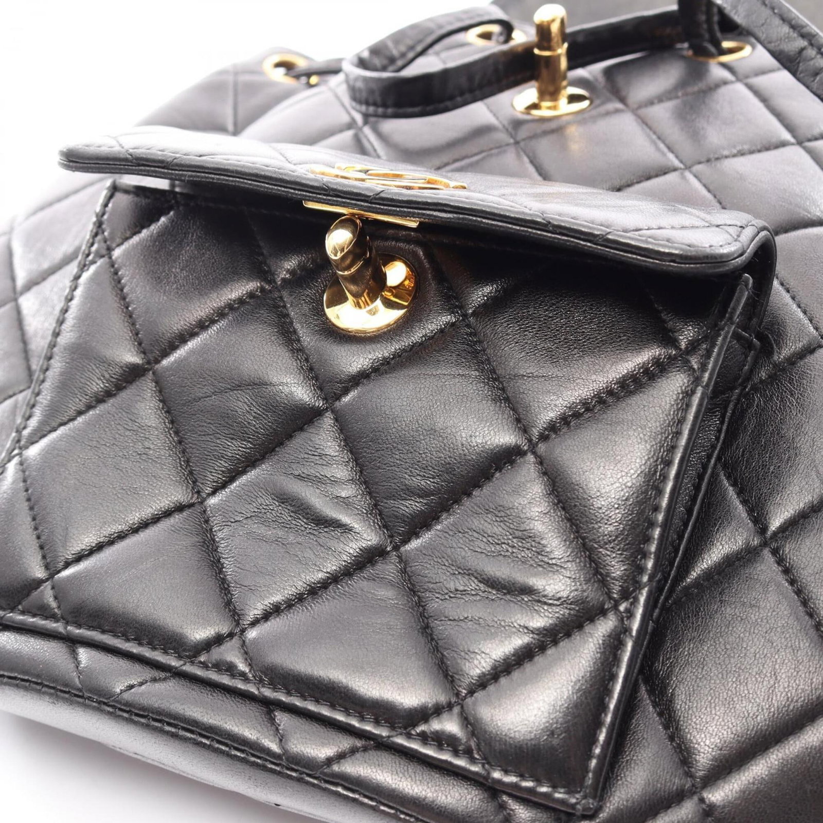 Chanel leather backpack - 8