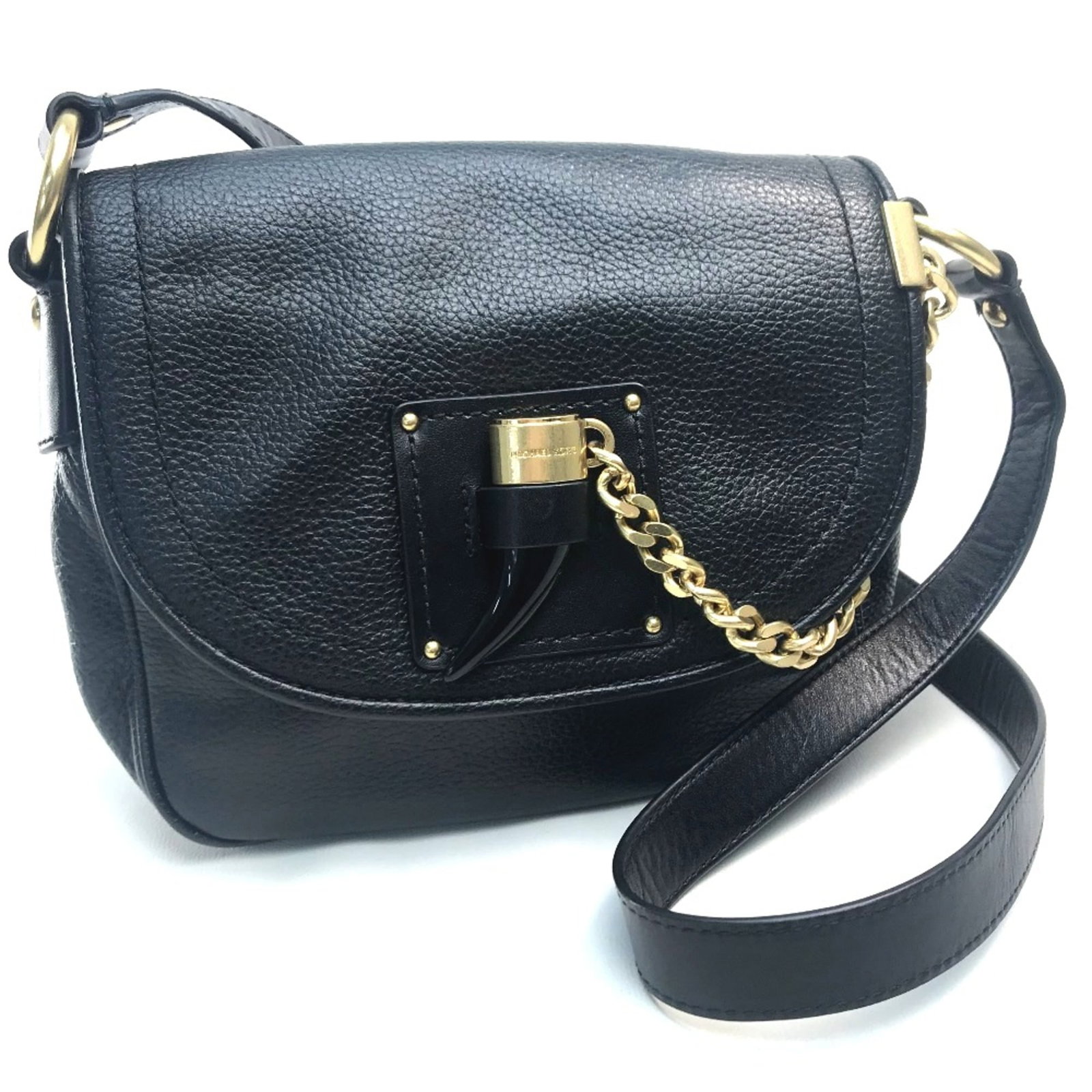 Michael Kors Leather Bag: Michael Kors Leather Bag Black leather shoulder bag with adjustable width and depth, perfect for everyday use. Features a sleek design and durable construction, making it a practical choice for daily 