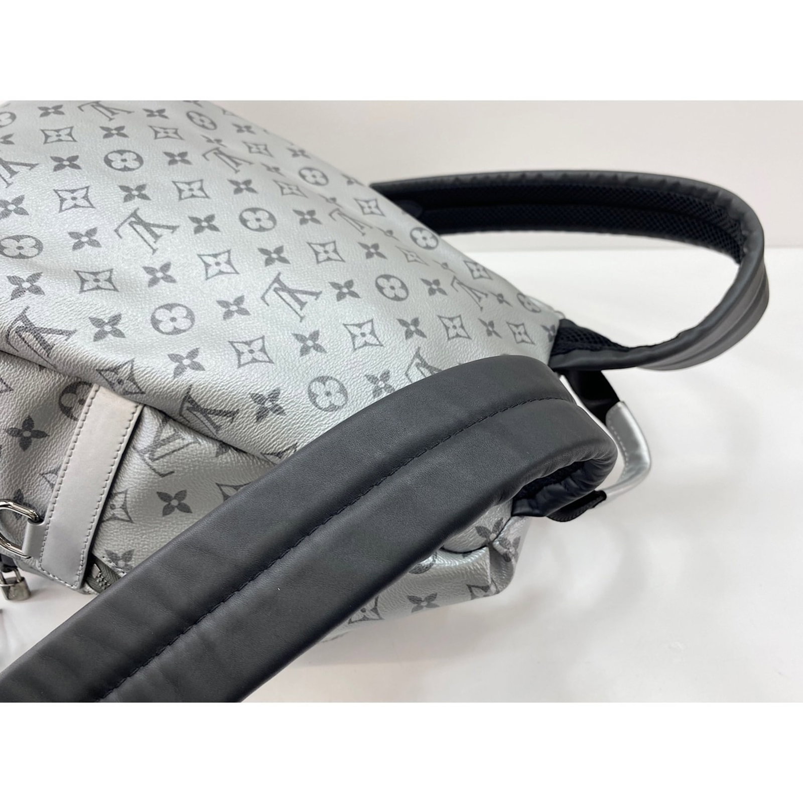 Louis Vuitton Backpack - 10