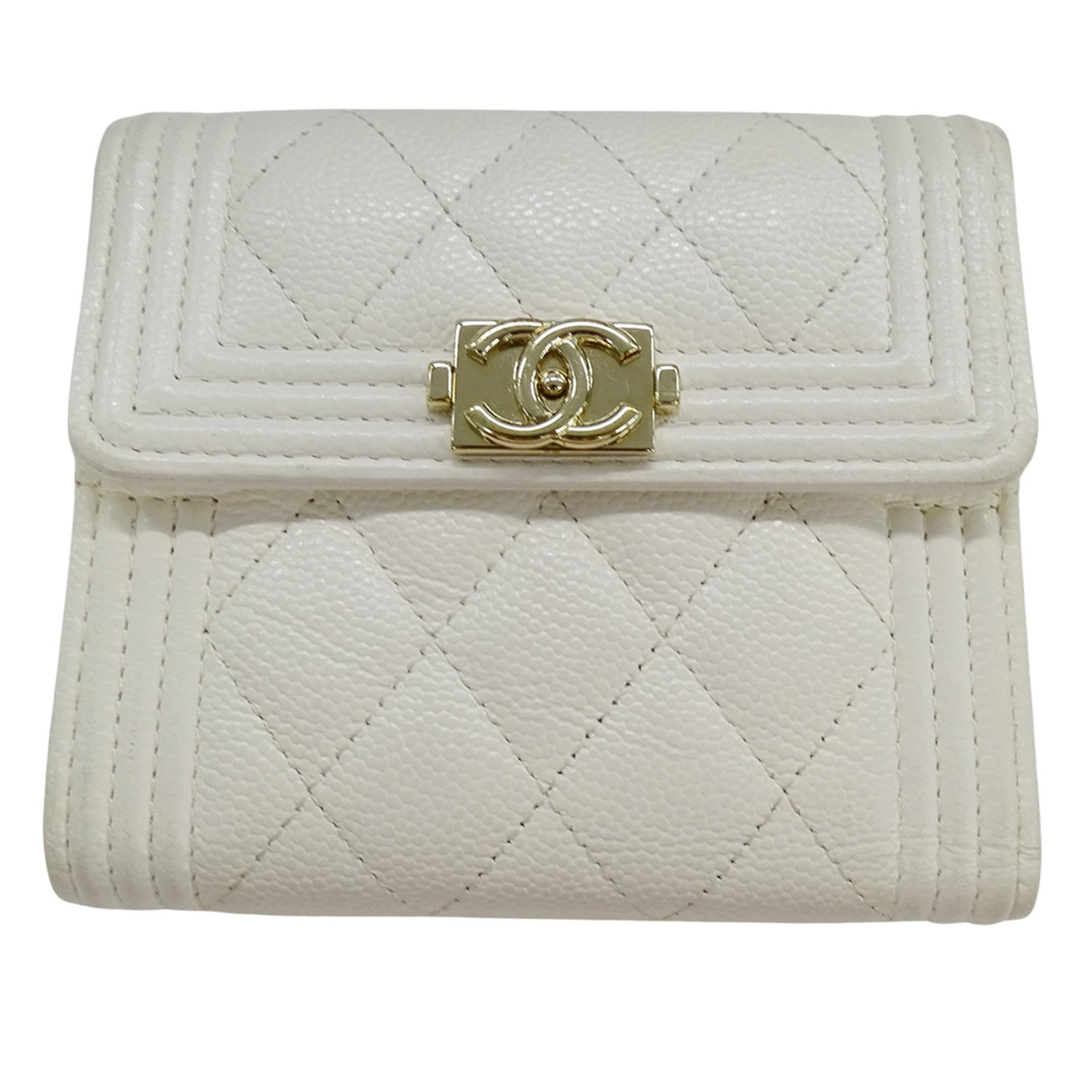 Calfskin wallet tri-fold grained by Chanel: Calfskin wallet tri-fold grained by Chanel Chanel's grained calfskin tri-fold wallet boasts a sleek, white finish and precise dimensions. Made from high-quality materials, this stylish accessory