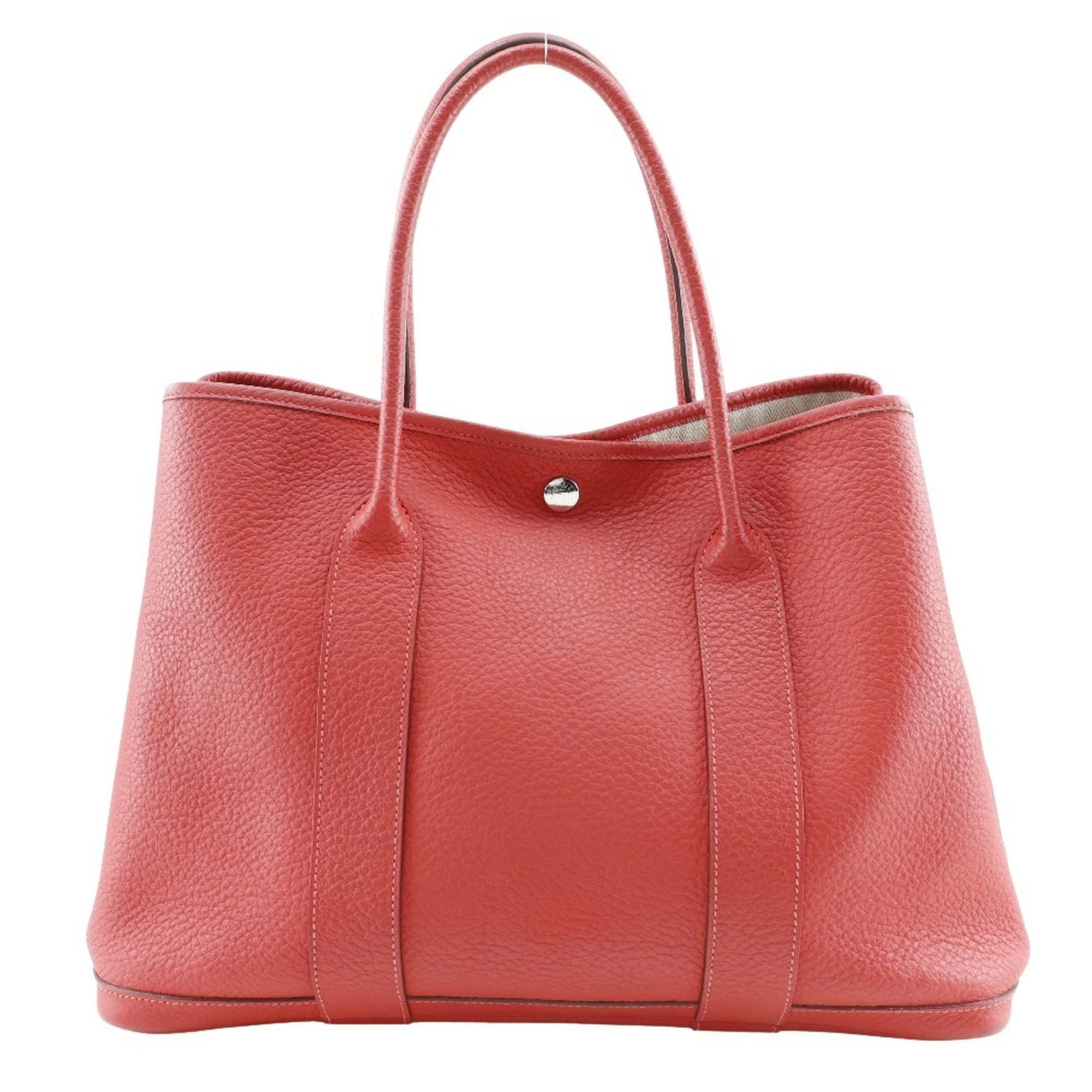 Hermes Tote Bag Negonda Leather: Hermes Tote Bag Negonda Leather Negonda leather tote bag from Hermes, featuring a striking red color and classic design. Made with high-quality Negonda leather, this stylish bag measures 25cm x 36cm x