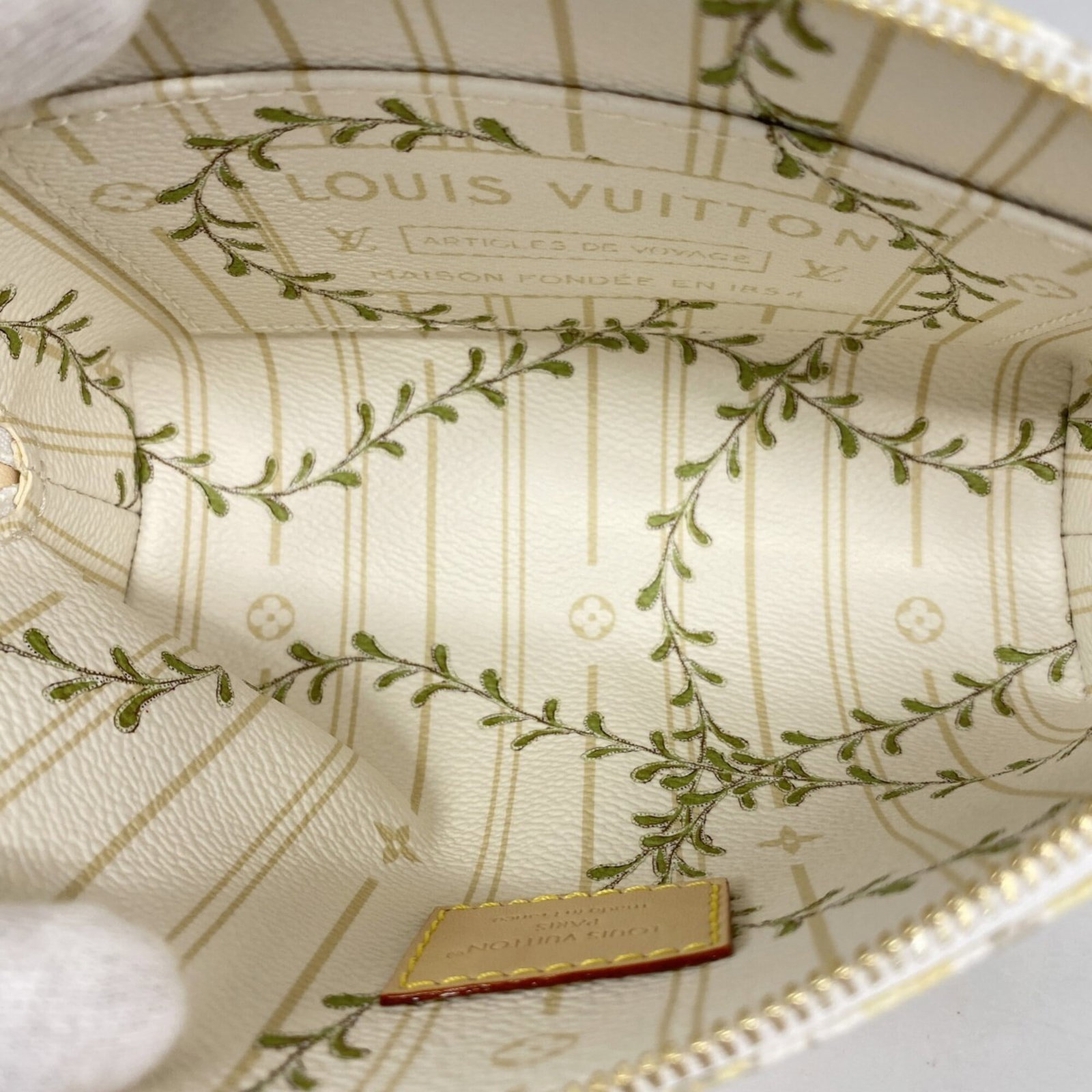 Vuitton Pouch Louis - 4