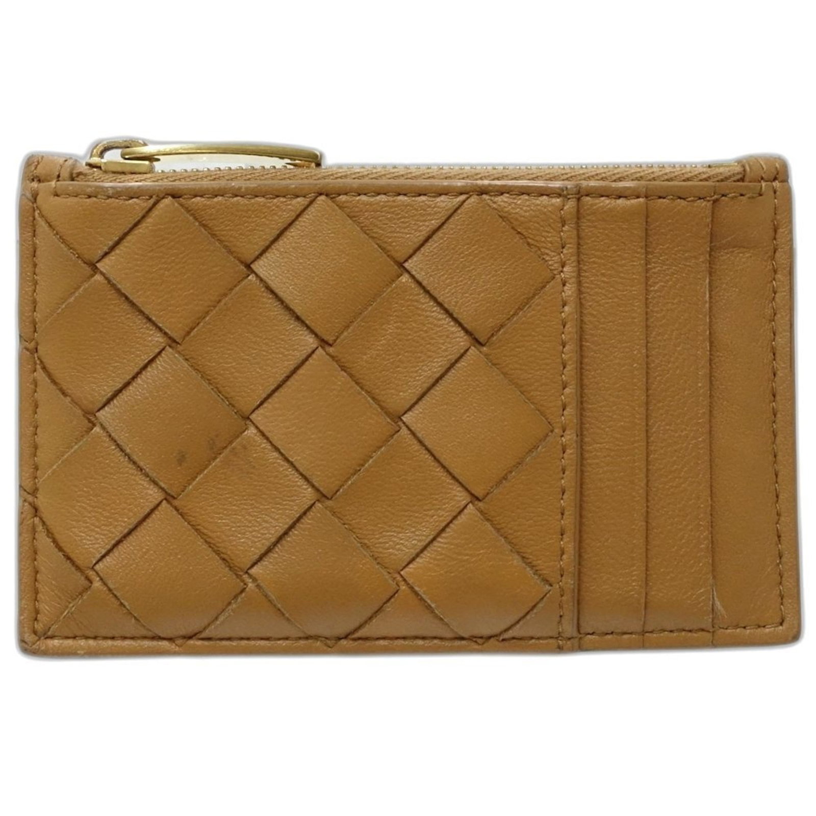 Business Card Leather Case Bottega Veneta: Business Card Leather Case Bottega Veneta Bottega Veneta's Intrecciato leather case is a stylish and functional accessory, featuring the iconic woven pattern characteristic of the brand. Made from hig