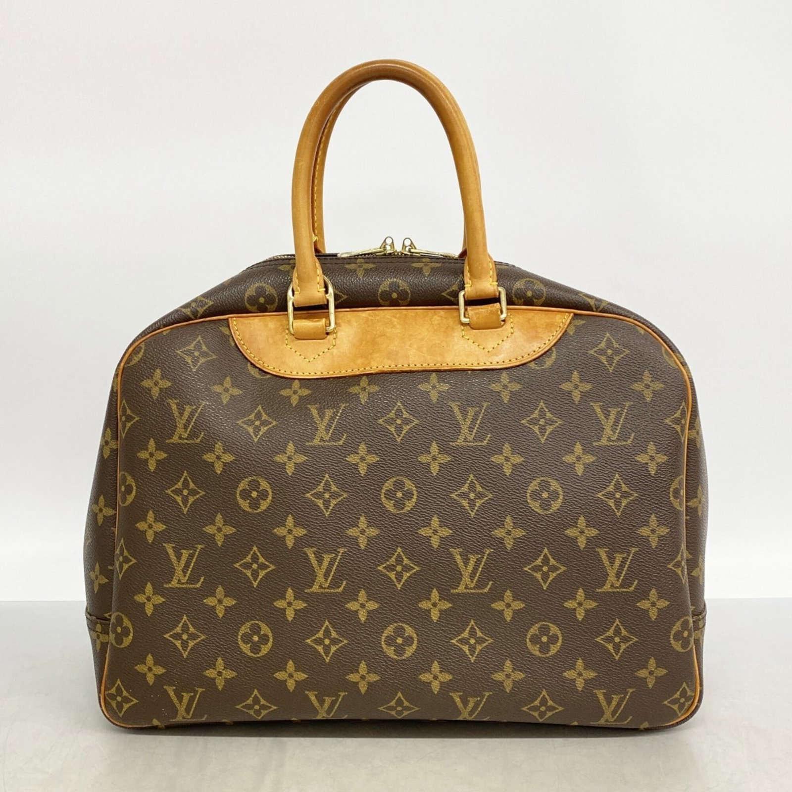 Louis Vuitton Handbag - 11