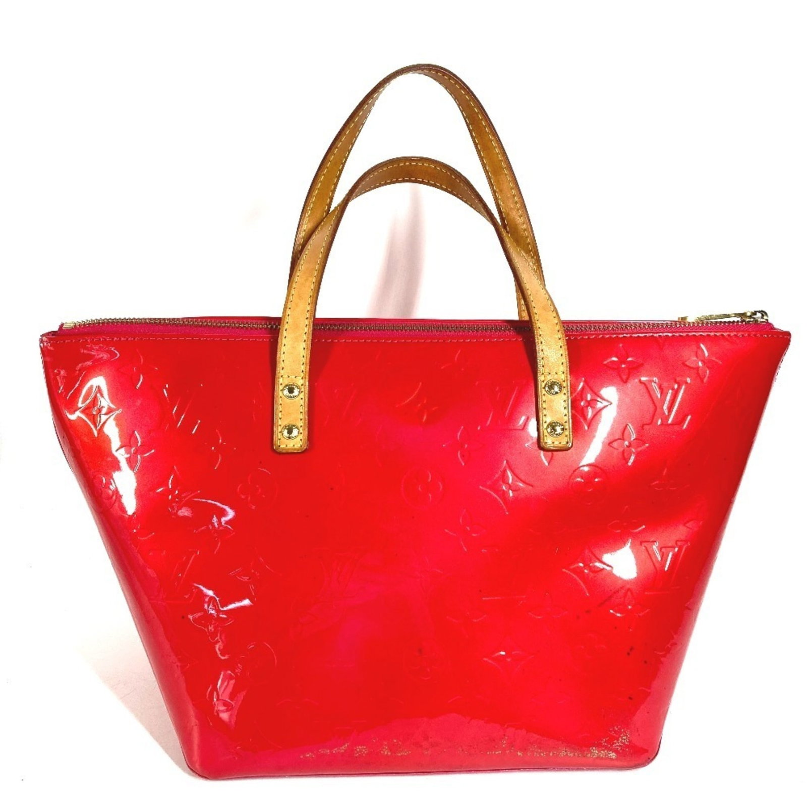 Tote Bag Monogram Handbag Louis Vuitton Vernis: Tote Bag Monogram Handbag Louis Vuitton Vernis Monogram Vernis tote bag from Louis Vuitton, available in pink and rose pop colors. This handbag features the iconic monogram pattern, a signature