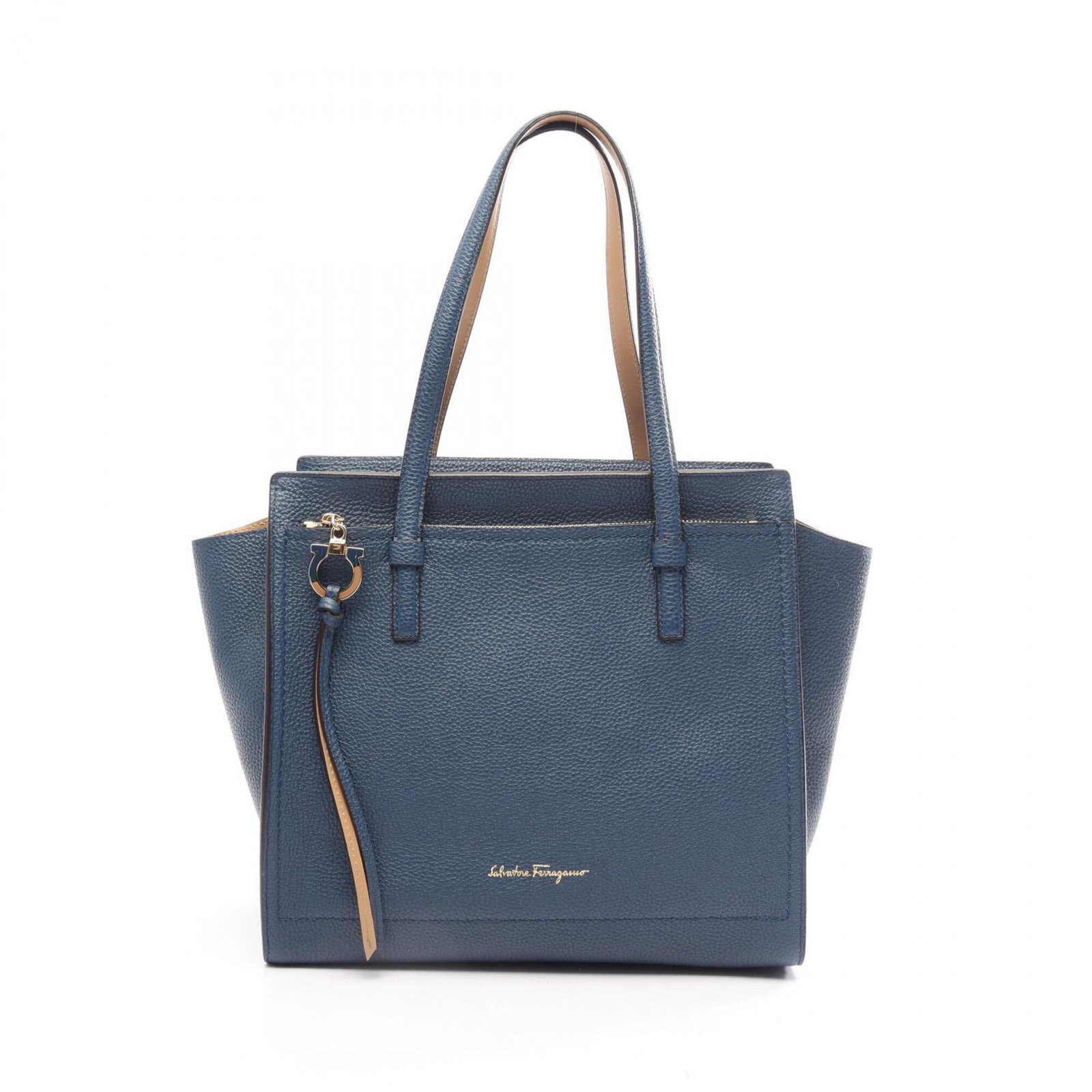 Ferragamo Salvatore Handbag Leather Tote: Ferragamo Salvatore Handbag Leather Tote Blue leather tote bag from Salvatore Ferragamo, featuring a classic design with clean lines and a spacious interior. Measuring 27cm x 29.5cm x 13cm, it's the p