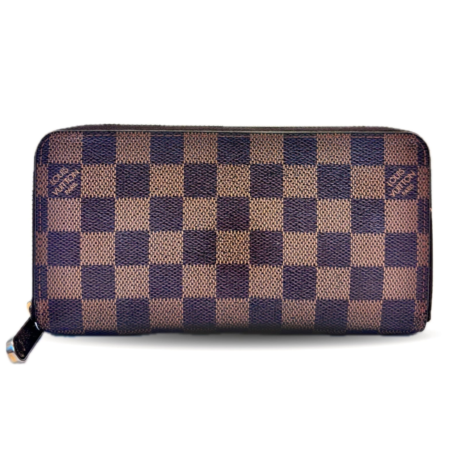 Vuitton Wallet Bi Fold Louis: Vuitton Wallet Bi Fold Louis The Vuitton Wallet Bi Fold Louis in brown Damier Canvas Ebene features a classic long bi-fold design, measuring 10cm x 19.5cm x 2cm. This stylish wallet comes with a dust