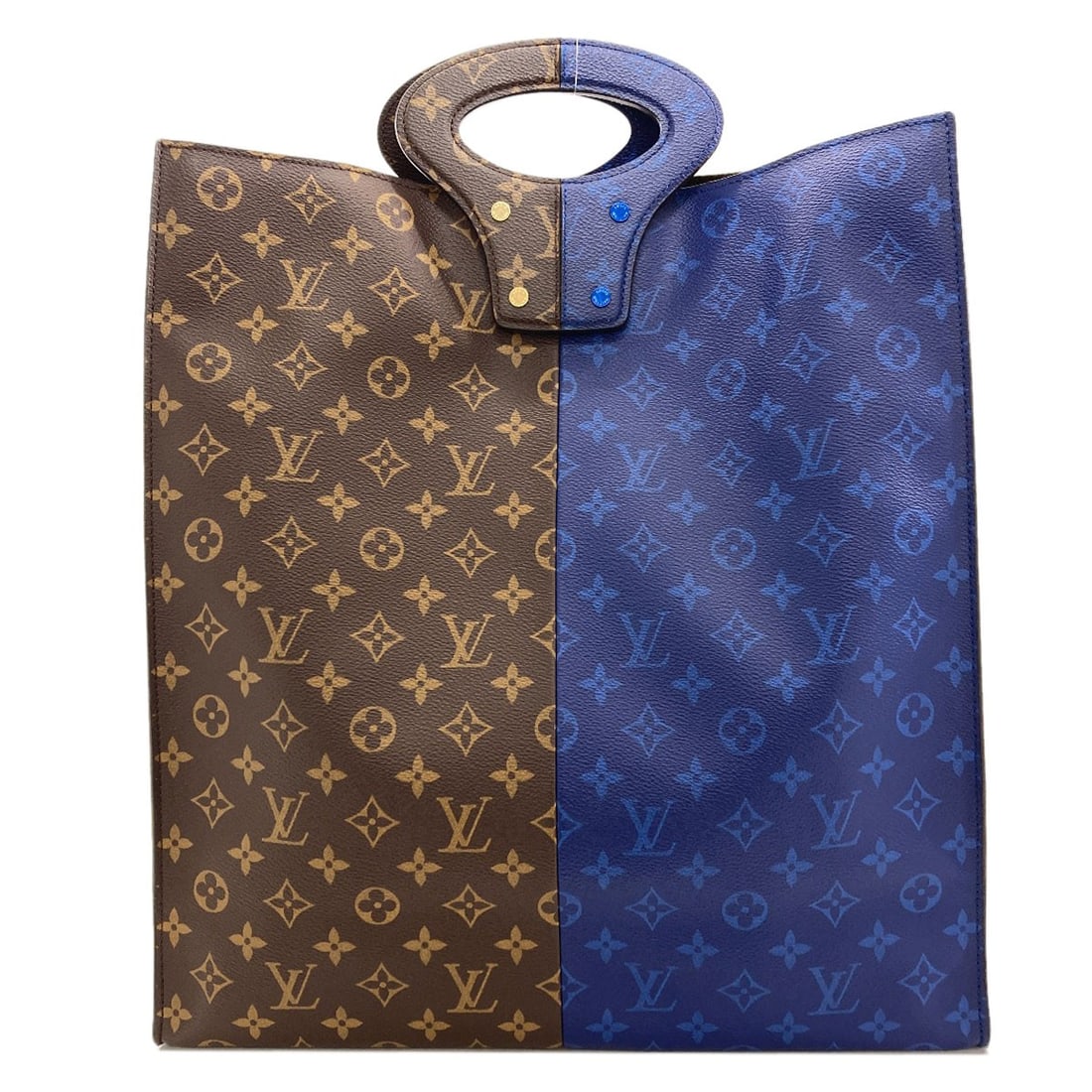 Louis Vuitton M43860 Pacific Split Handbag Monogram Canvas: Louis Vuitton M43860 Pacific Split Handbag Monogram Canvas Brown Monogram Canvas Louis Vuitton M43860 Pacific Split Handbag. This handbag features the iconic monogram canvas exterior in brown, a class