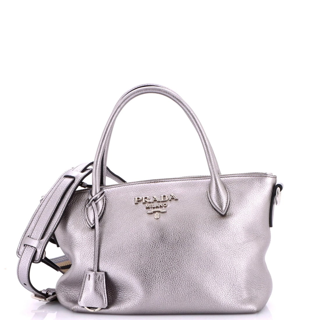 Zip Tote Vitello Daino Small Dual Prada: Zip Tote Vitello Daino Small Dual Prada Zip Tote Vitello Daino Small Dual Prada - A sleek and sophisticated shoulder bag with a silver exterior, featuring minor creases and corner wear. The interior