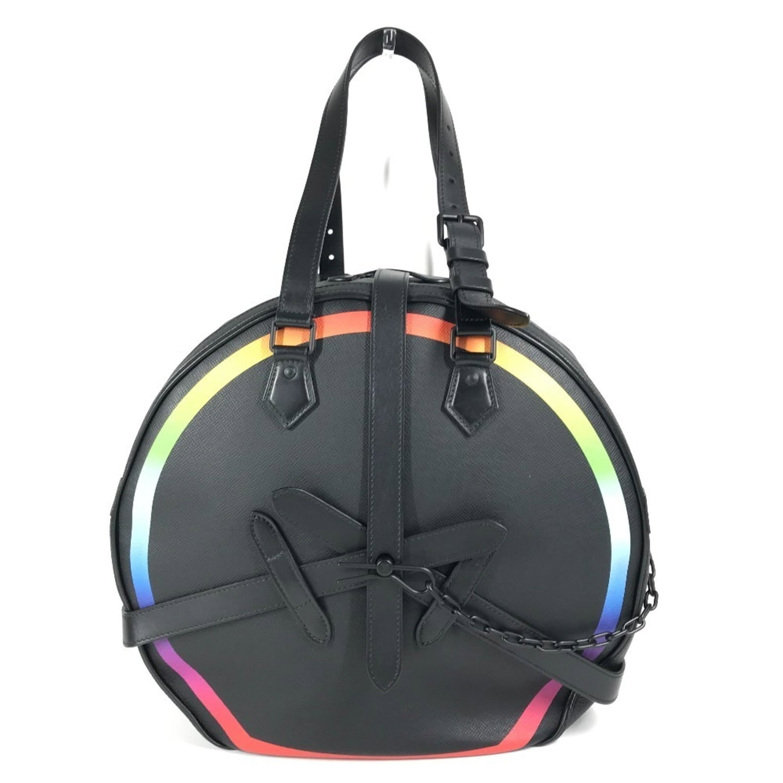Louis Vuitton Pochette Shoulder Bag Taiga Leather: Louis Vuitton Pochette Shoulder Bag Taiga Leather Taiga Leather Pochette Shoulder Bag from Louis Vuitton boasts its distinctive Ardoise and Black color combination, crafted from high-quality Taiga