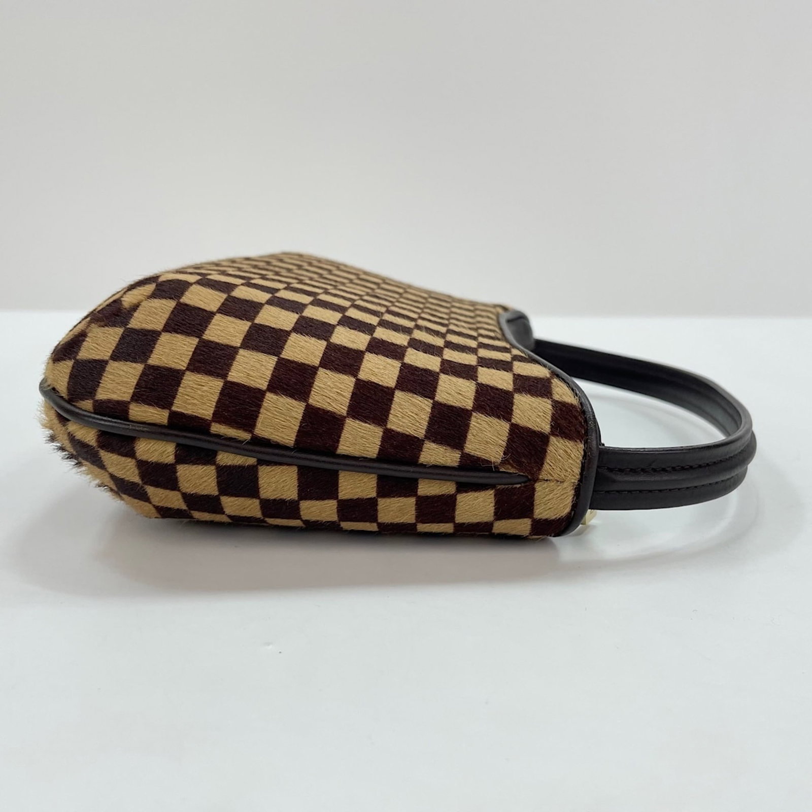 Louis Vuitton Handbag - 6
