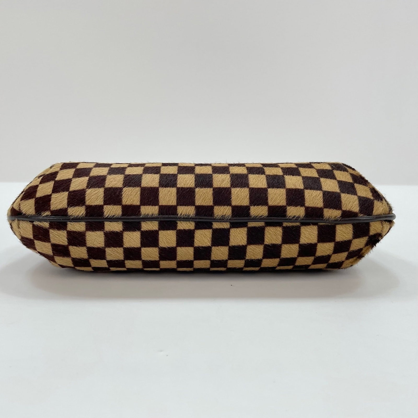 Louis Vuitton Handbag - 7