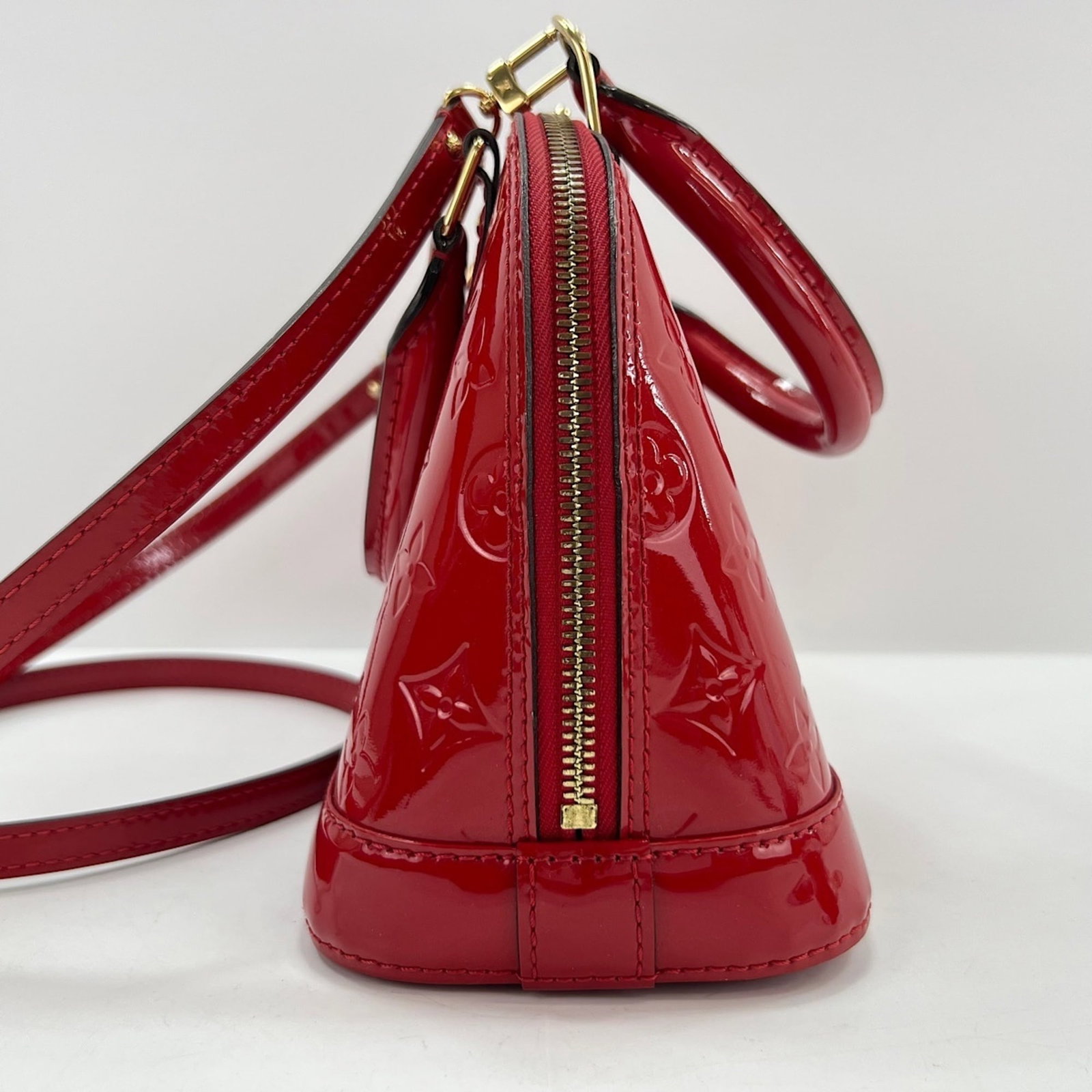 Louis Vuitton Handbag - 5