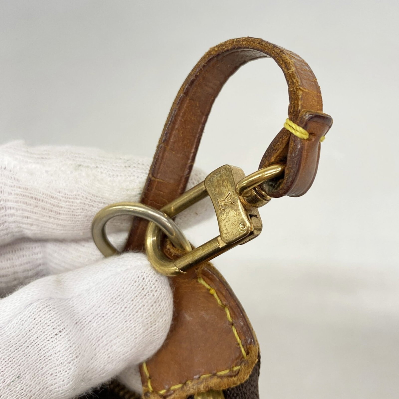 Vuitton Pouch Louis - 9
