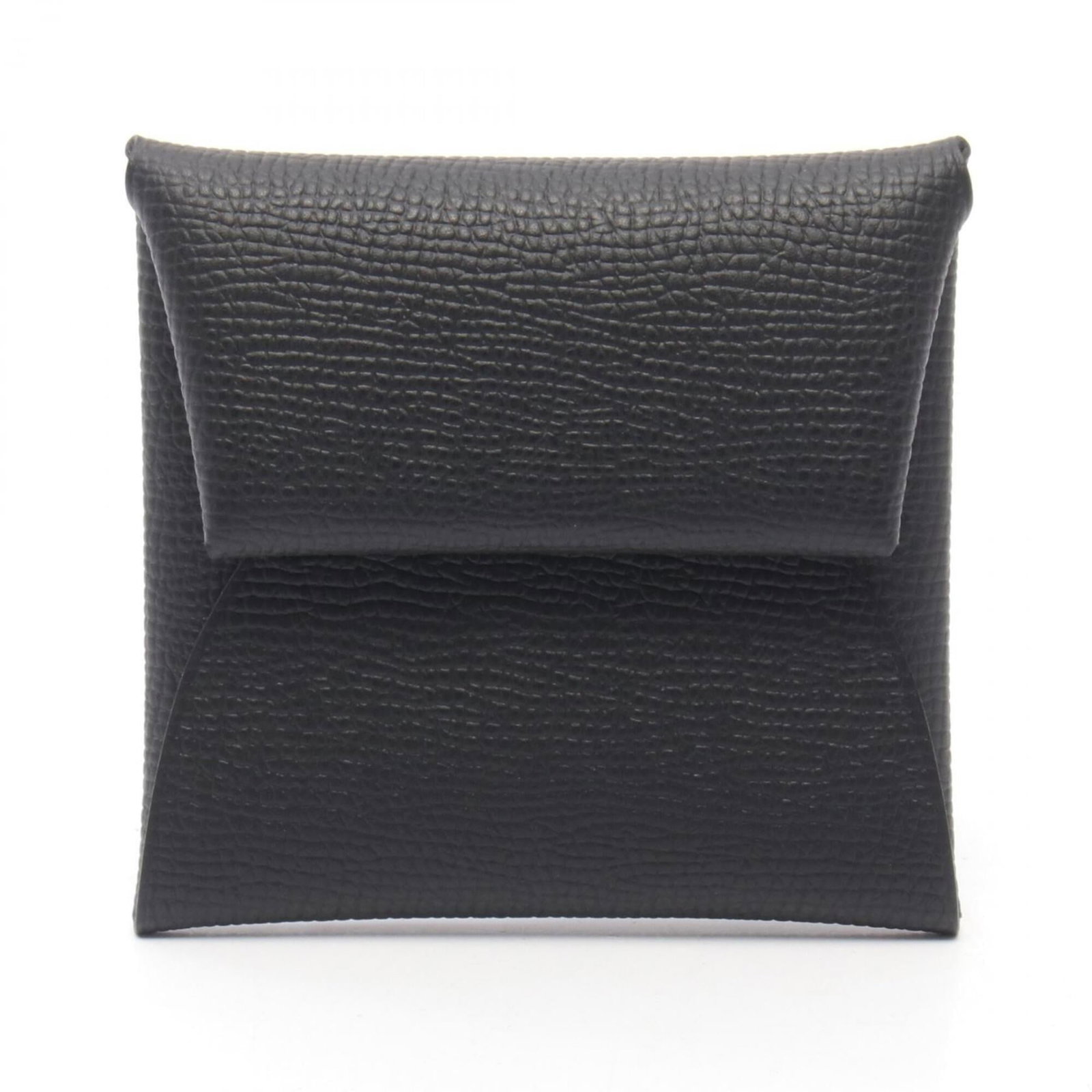 Hermes Coin Purse/ Coin Case Epsom Leather: Hermes Coin Purse/ Coin Case Epsom Leather Epsom leather craftsmanship shines in this sleek black coin purse/coin case from Hermes, measuring 8cm x 3.34'' x 0.39''. The compact size and subtle design