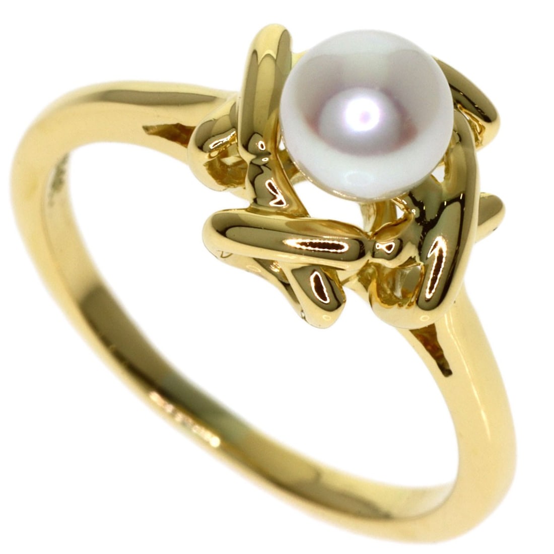 Tiffany Co Pearl Ring in K18 Yellow Gold: Tiffany Co Pearl Ring in K18 Yellow Gold K18 Yellow Gold Tiffany Co Pearl Ring in excellent condition, featuring a beautiful pearl main stone set in a sturdy K18 yellow gold band. The ring's elegant
