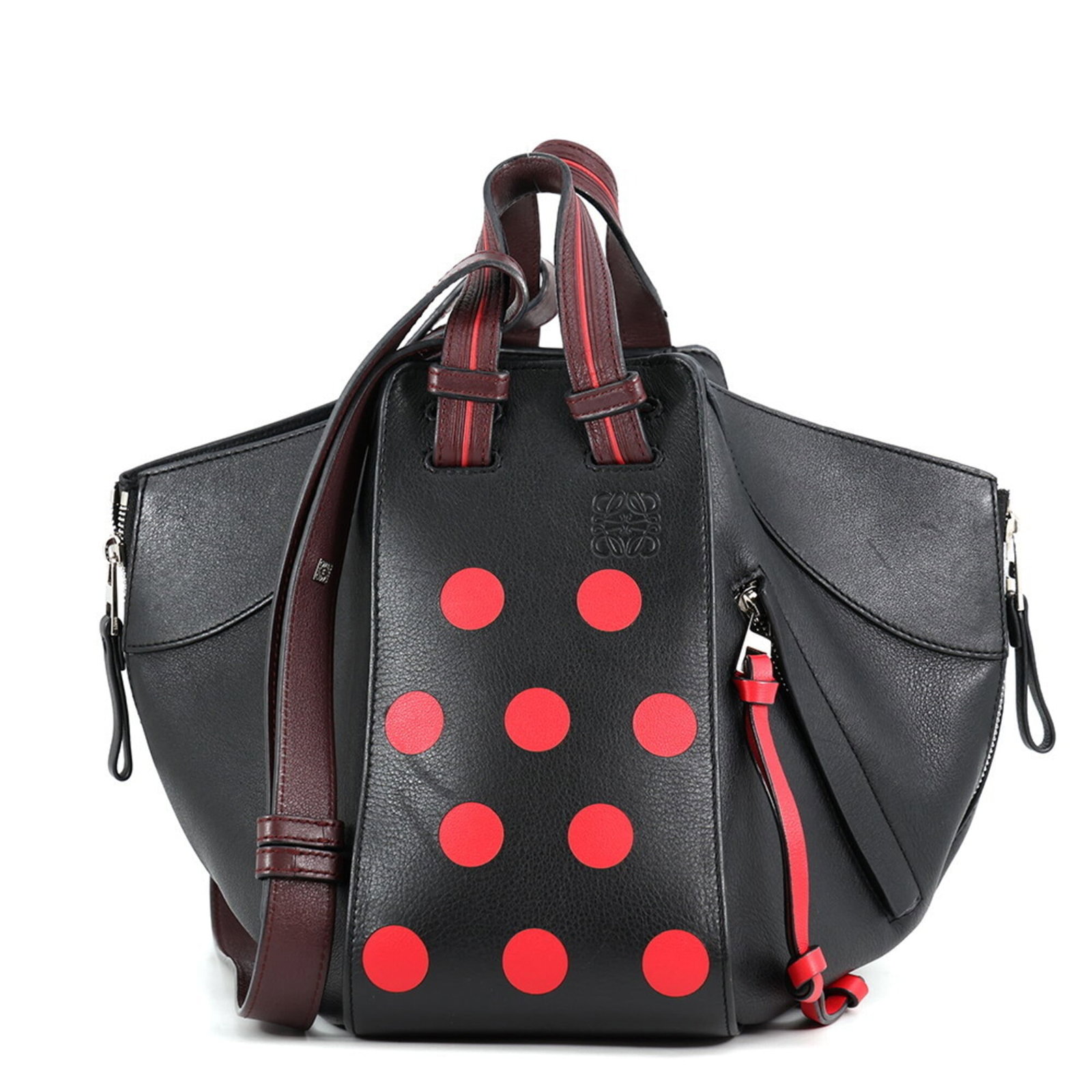 Loewe Handbag Shoulder Bag Leather: Loewe Handbag Shoulder Bag Leather This sleek Loewe shoulder bag is crafted from high-quality leather in two striking colors: black and red. Its silver hardware adds a touch of sophistication, while t