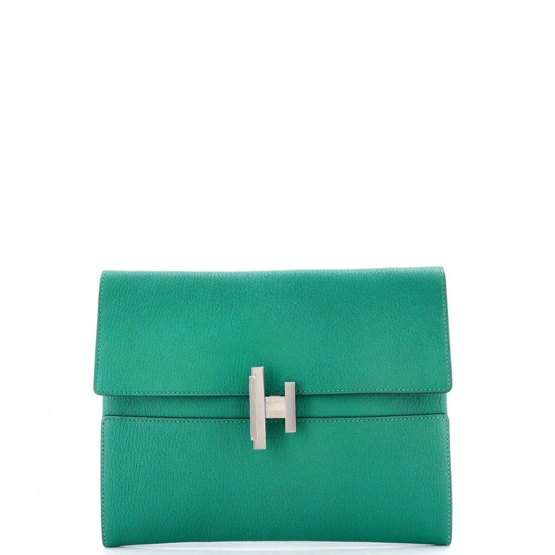 Hermes Cinhetic Clutch Chevre Mysore: Hermes Cinhetic Clutch Chevre Mysore The Hermes Cinhetic Clutch Chevre Mysore boasts a stunning green exterior with minor scuffs, creases, and edge wear. This exquisite leather clutch features