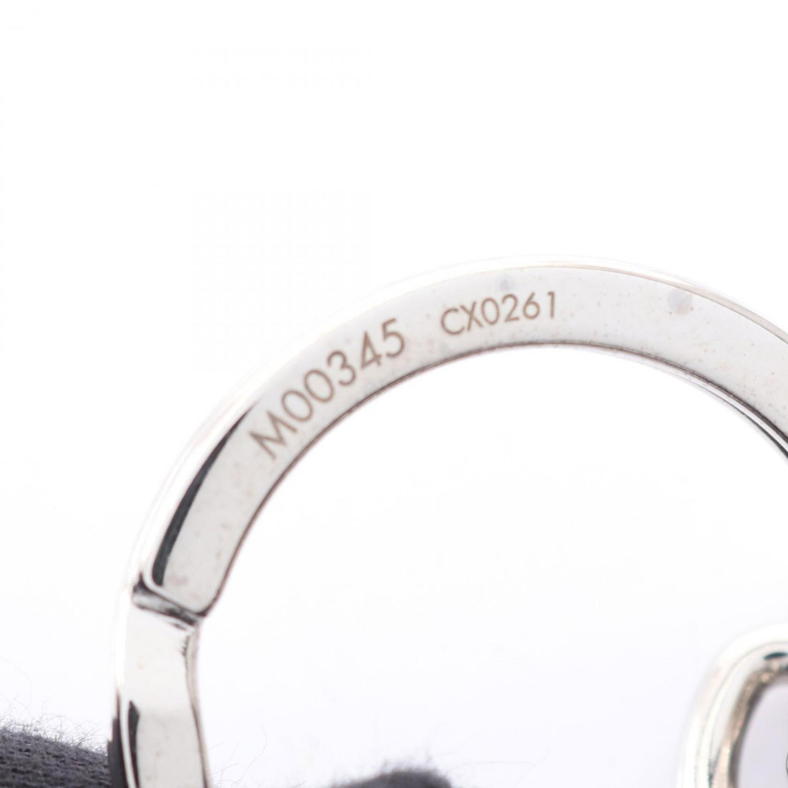 Louis Vuitton Leather Monogram Keyring - 4