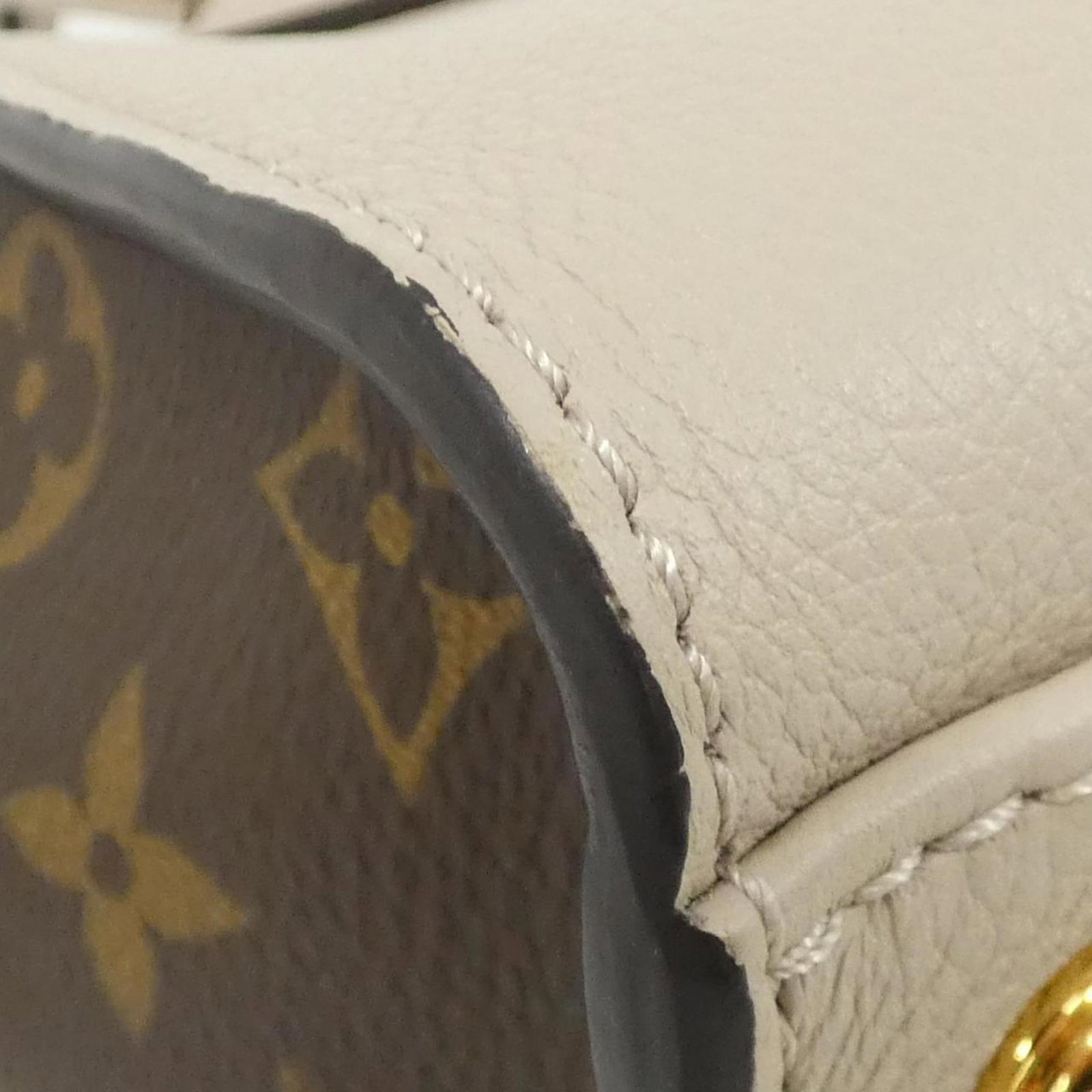 Canvas Leather Coated Handbag Vuitton Louis - 3