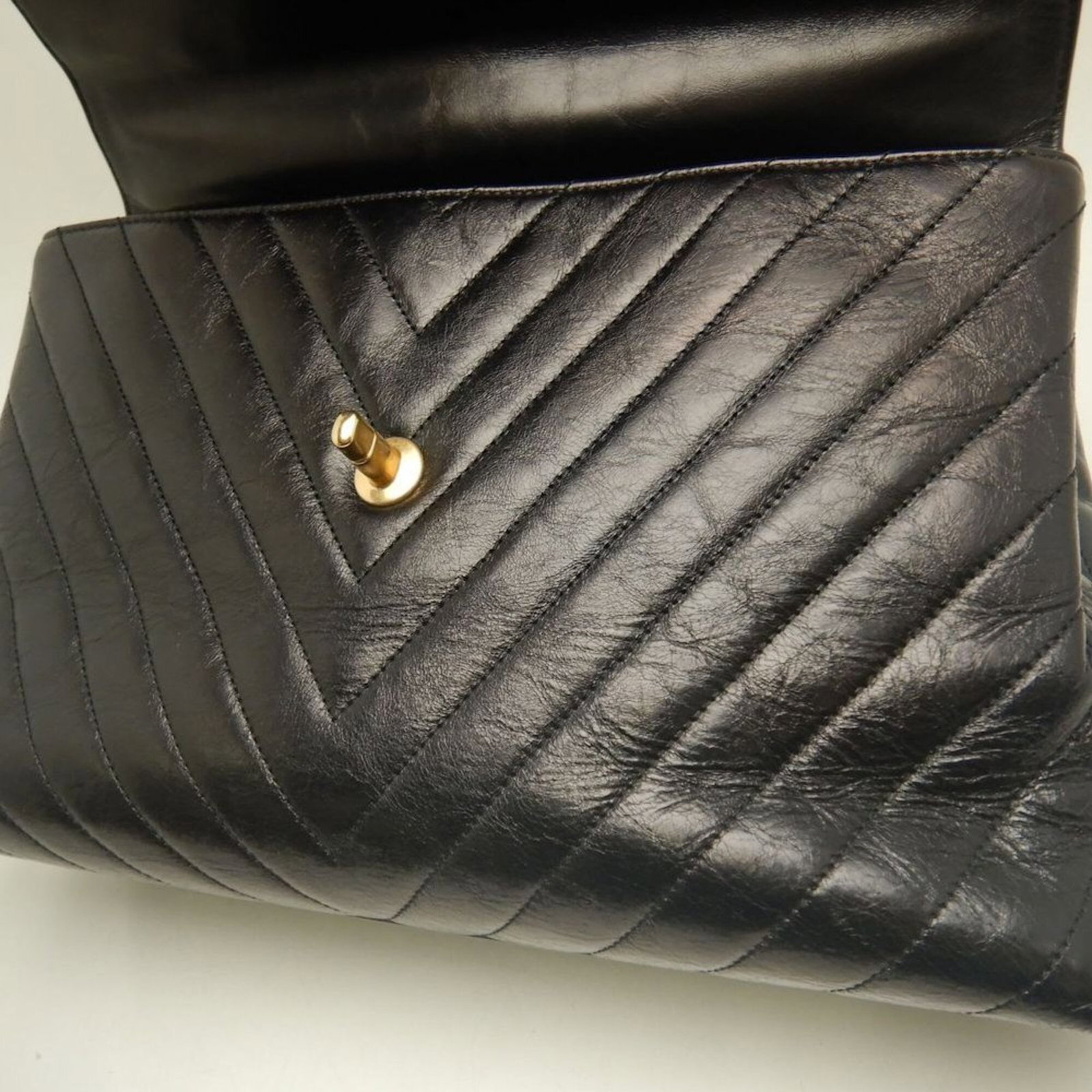 Leather Handbag Chanel - 16