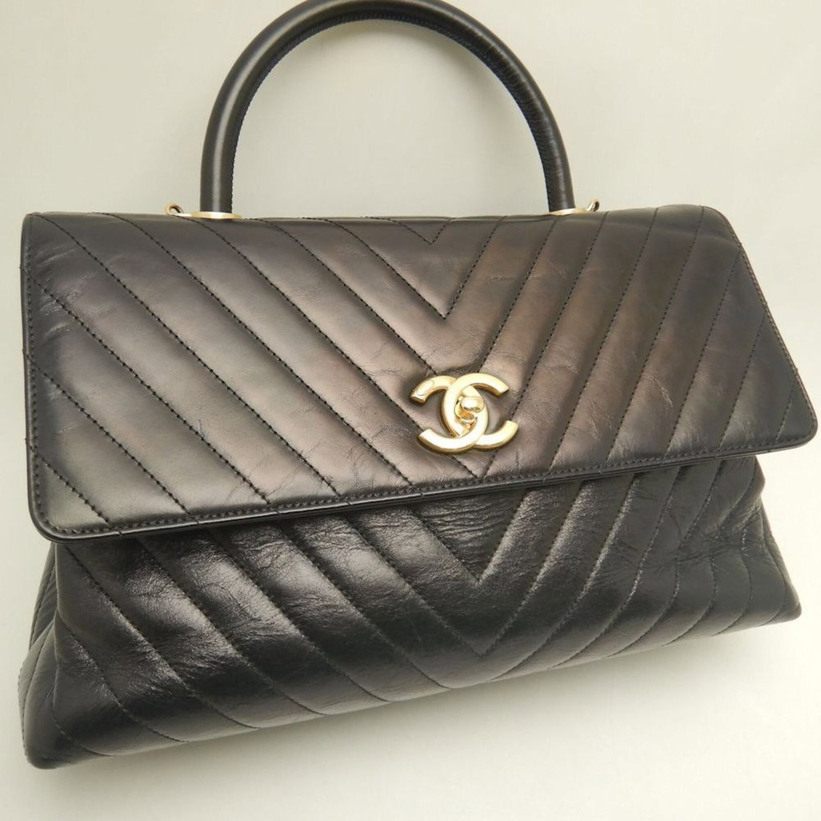 Leather Handbag Chanel - 3