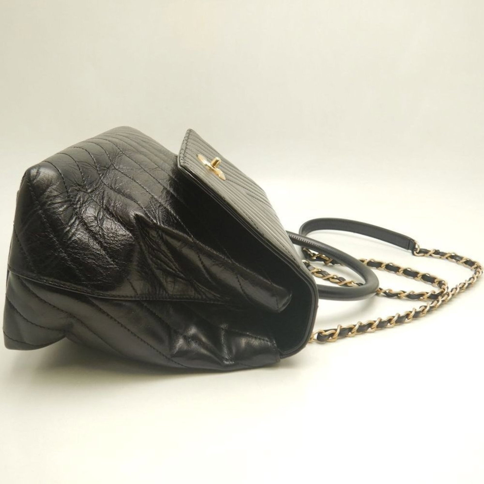 Leather Handbag Chanel - 7