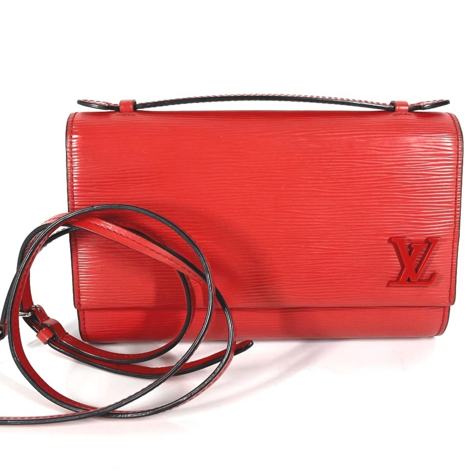 Leather Epi Vuitton Bag Handbag Shoulder Clutch: Leather Epi Vuitton Bag Handbag Shoulder Clutch Epi leather in Coquelicots red color, a vibrant and striking shade, adorns this Louis Vuitton clutch bag. The magnet closure provides secure fastening,