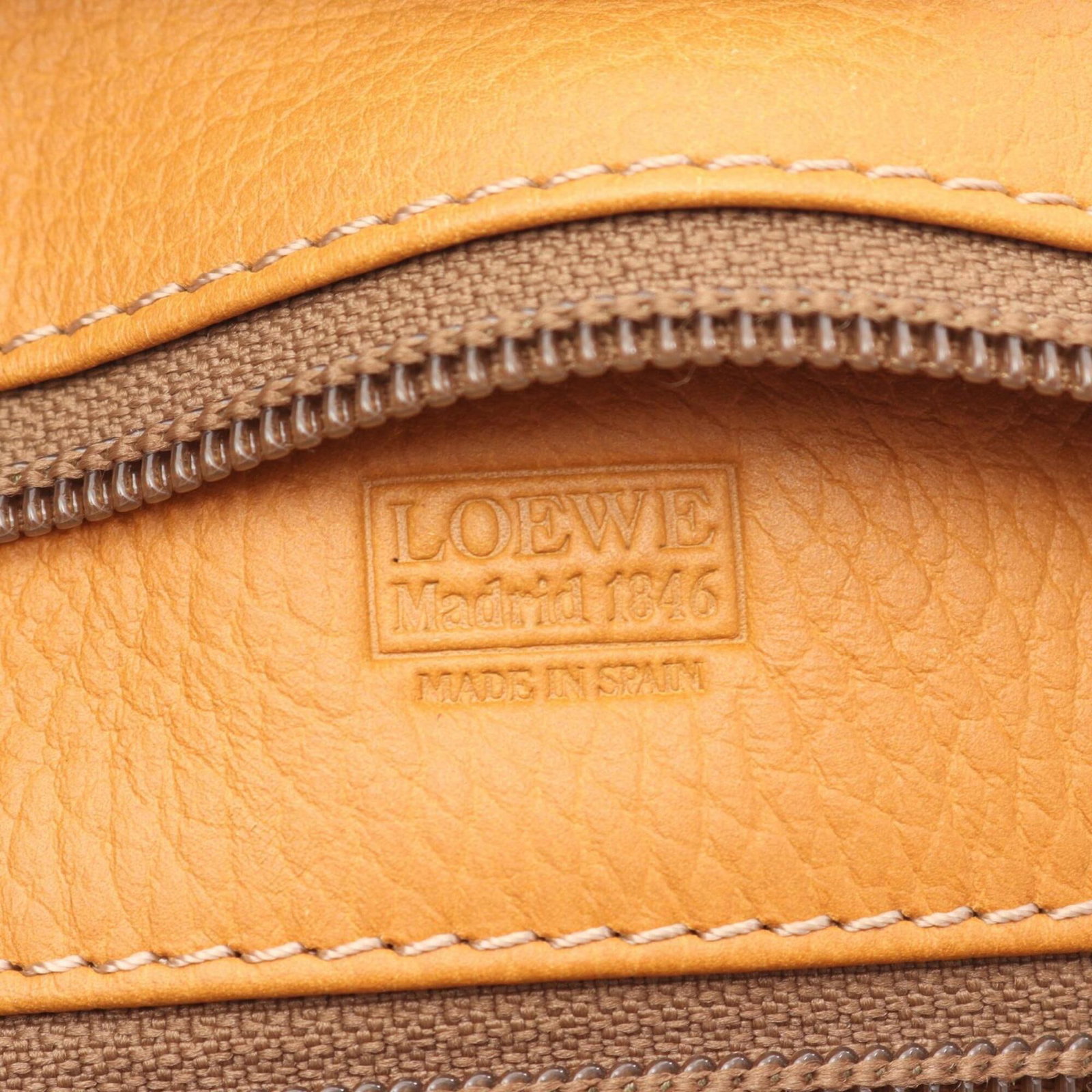 Loewe Handbag Leather - 4