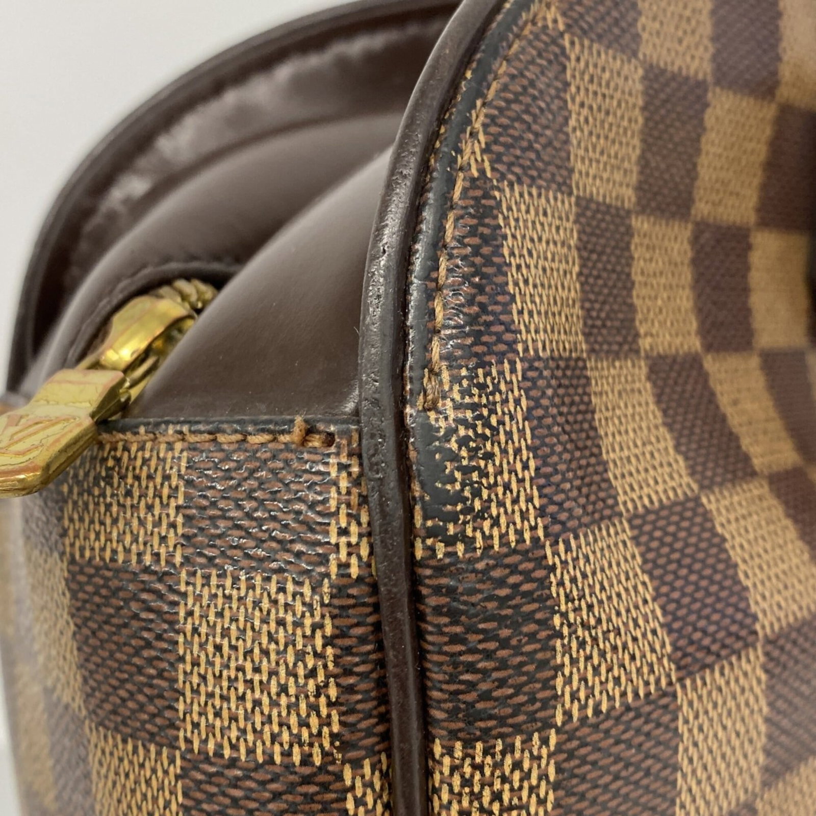 Louis Vuitton Handbag - 9