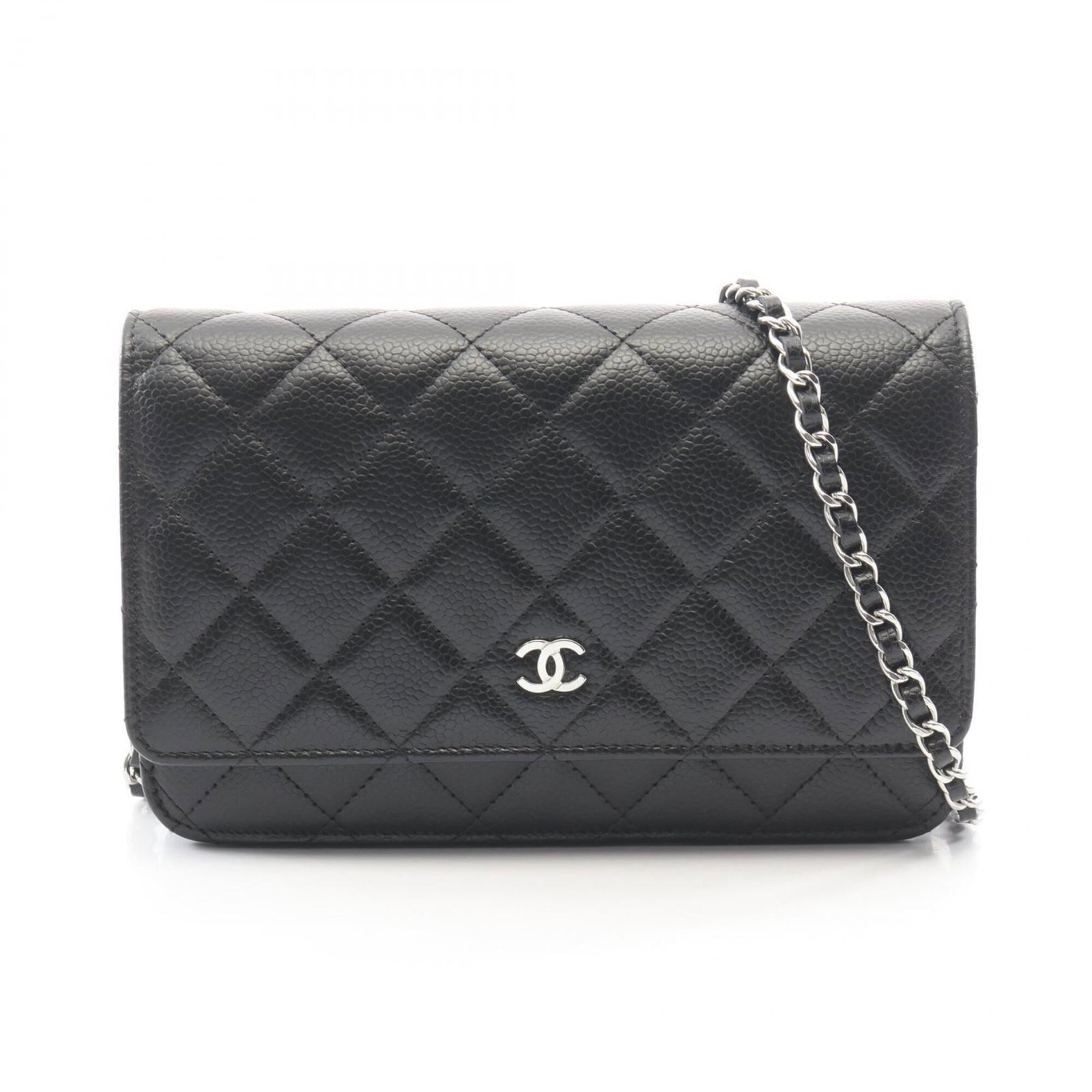 Calfskin handbag bag shoulder Chanel: Calfskin handbag bag shoulder Chanel Calfskin handbag bag shoulder from Chanel features grained material and a sleek black design. The compact size, measuring 12cm x 19cm x 3.5cm, makes it a