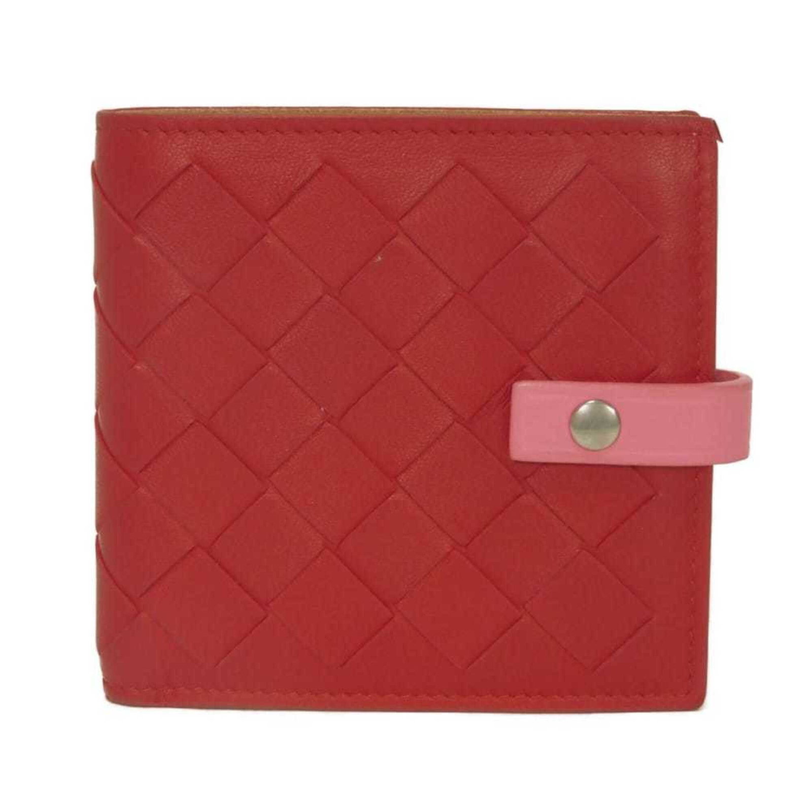 Long Bill Wallet Leather Bi Fold Bottega: Long Bill Wallet Leather Bi Fold Bottega Bottega Veneta's Intrecciato Long Bill Wallet boasts sleek, red leather and RFID-blocking capabilities. The bi-fold design features a signature on the body, wh