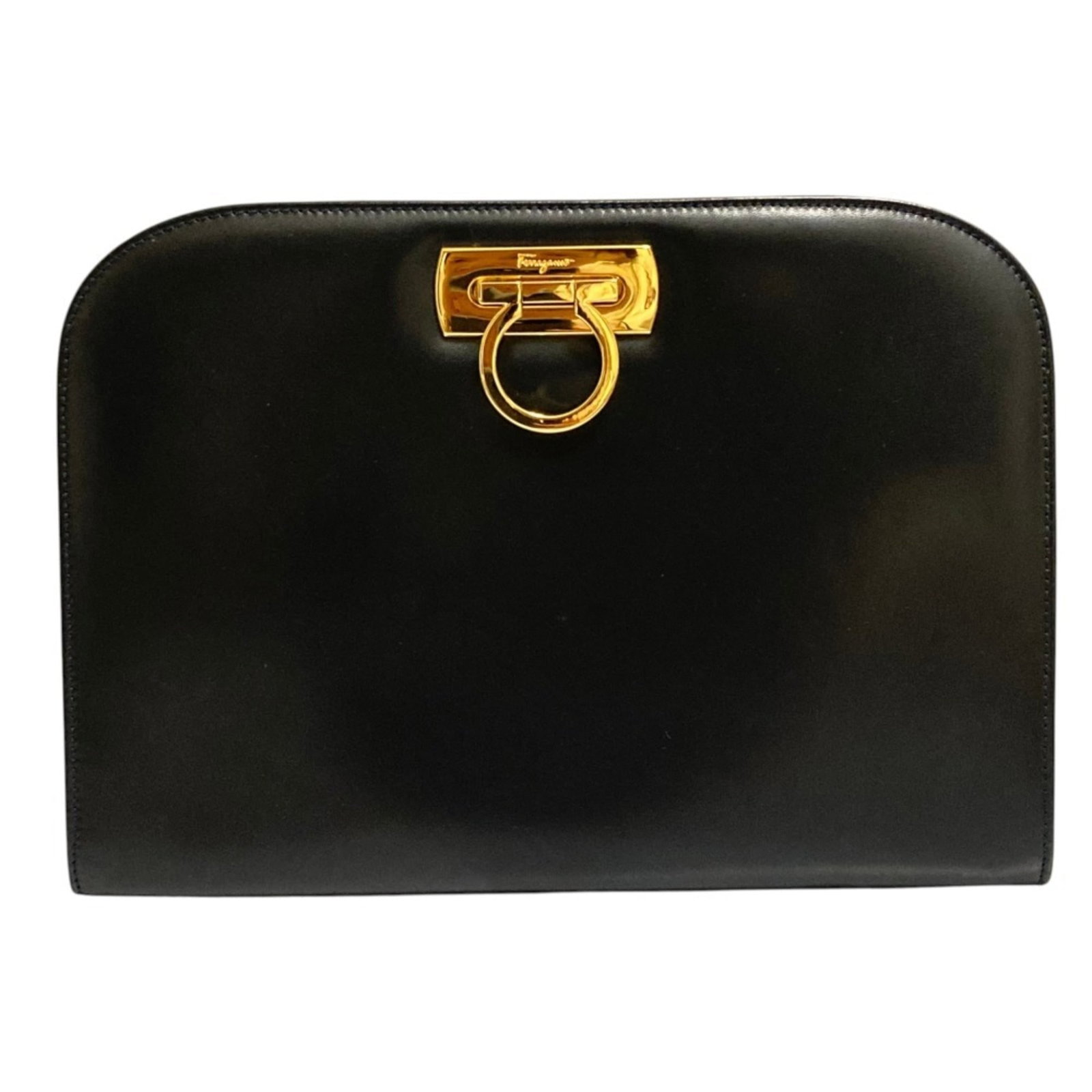 Clutch Bag Leather Bag Ferragamo Salvatore Shoulder: Clutch Bag Leather Bag Ferragamo Salvatore Shoulder Black leather Ferragamo Salvatore shoulder bag with classic design, measuring 19cm x 28cm x 5cm. This stylish clutch bag features a timeless look an