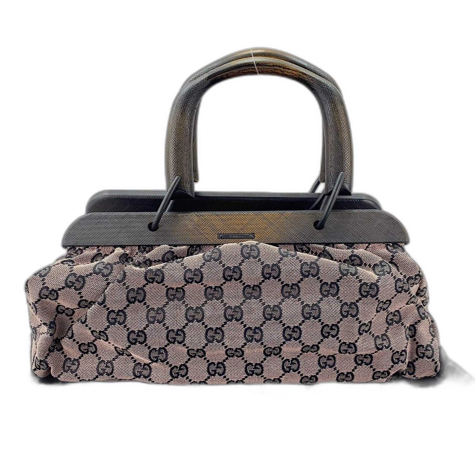 Handbag by Gucci (1 of 8)