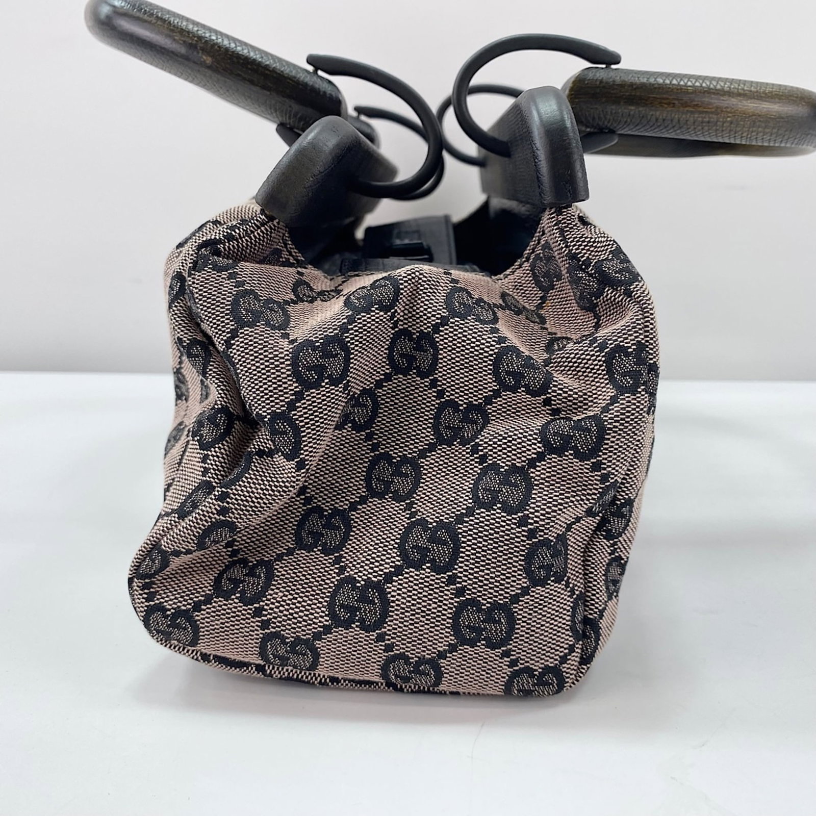 Handbag by Gucci - 5