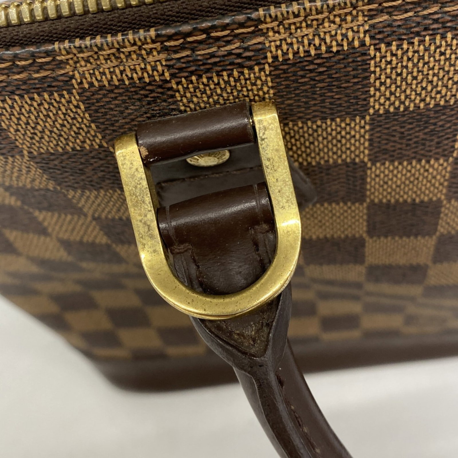 Louis Vuitton Handbag - 8