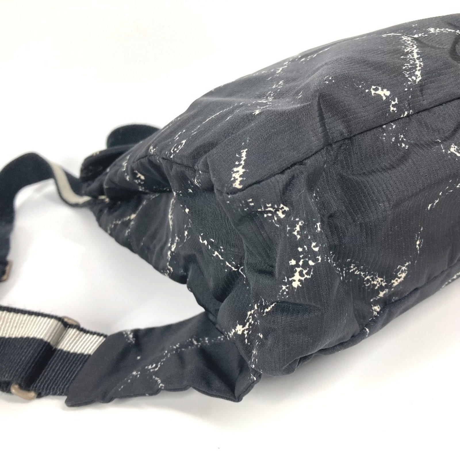 Nylon Backpack Chanel - 7
