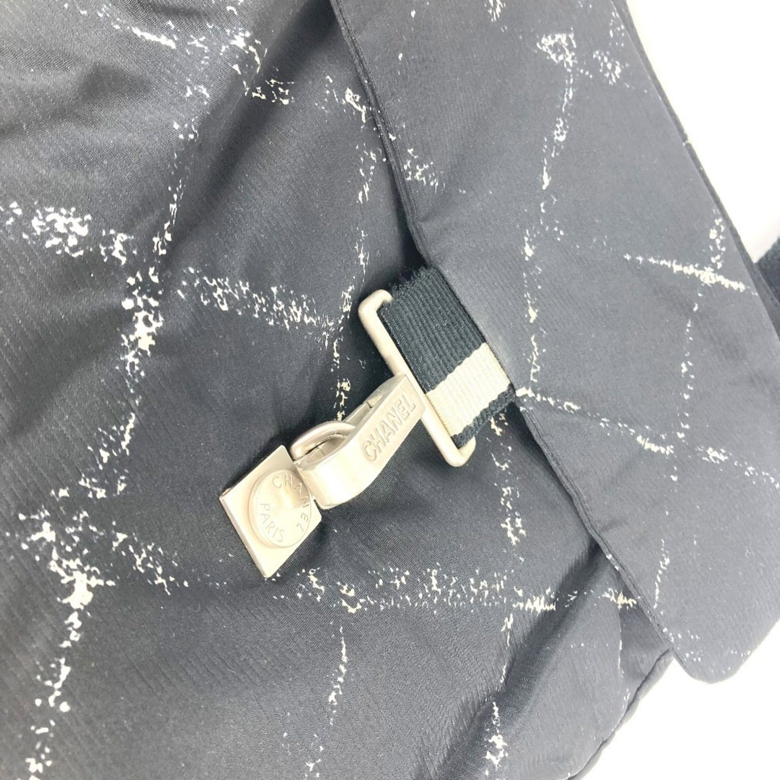 Nylon Backpack Chanel - 8