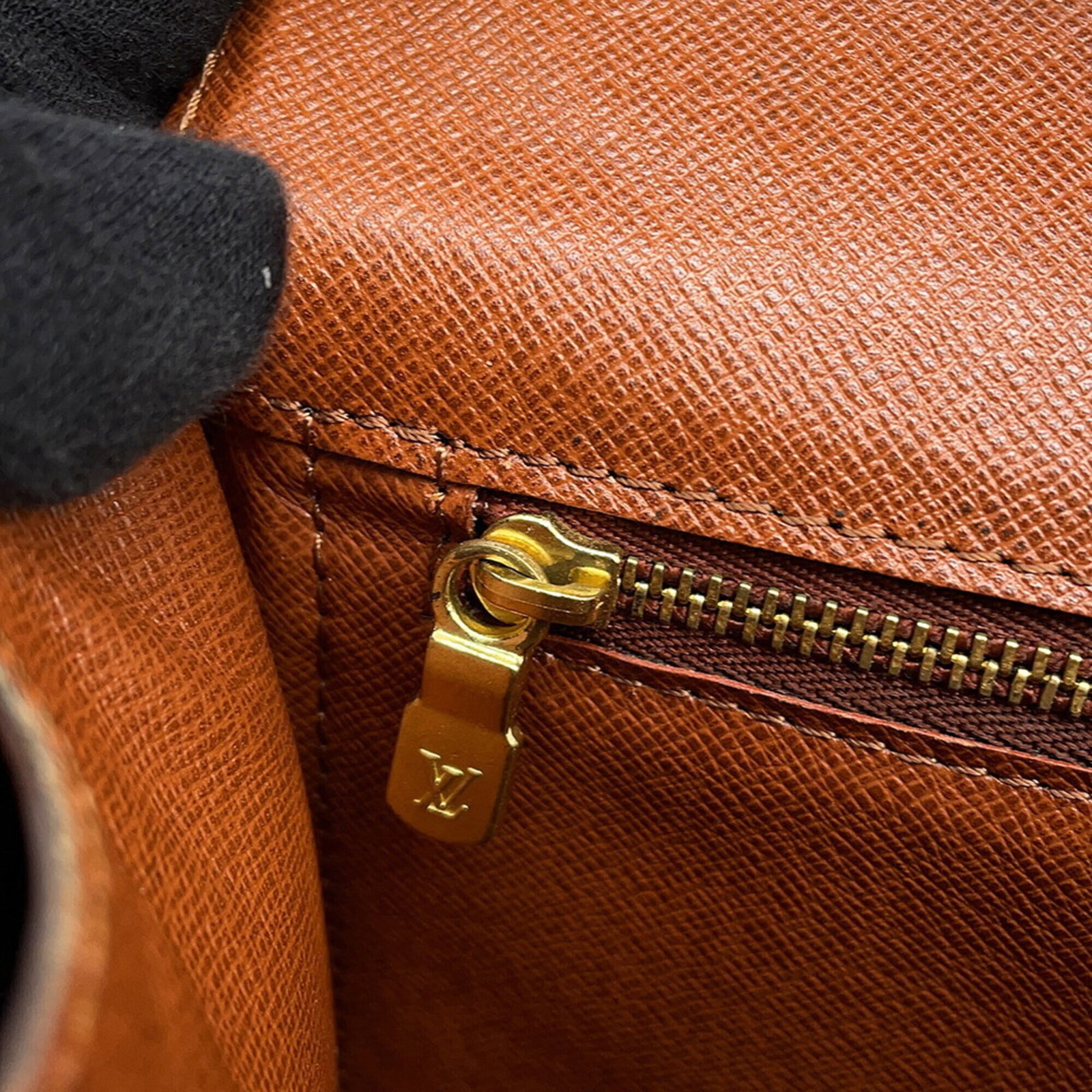Shoulder bag Monogram Louis Vuitton - 9