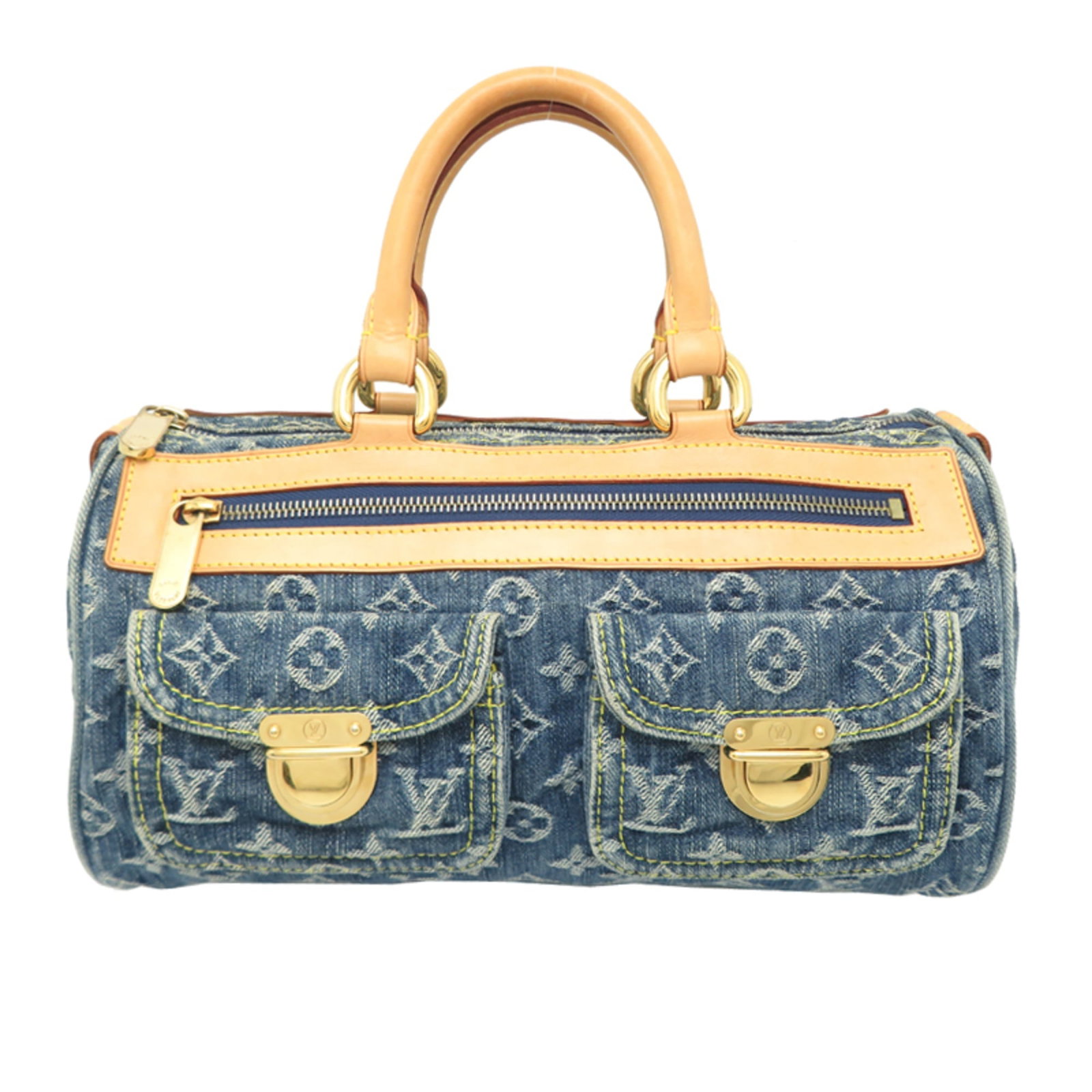 Louis Vuitton handbag monogram denim: Louis Vuitton handbag monogram denim Monogram denim Louis Vuitton handbag, crafted from iconic blue monogram pattern. This stylish women's bag measures 17cm x 31.5cm x 16cm and features a classic desi
