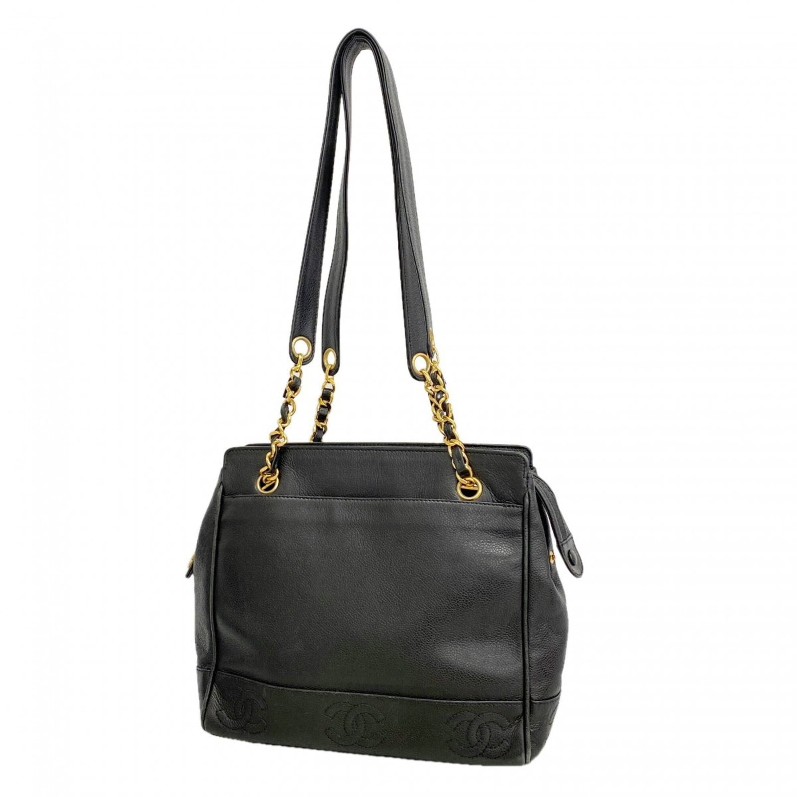 Calfskin bag tote by Chanel: Calfskin bag tote by Chanel Grained Calfskin tote bag in sleek black, adorned with gold hardware, measures 25cm x 28cm x 9cm. This classic Chanel design showcases the luxurious texture of the calfskin