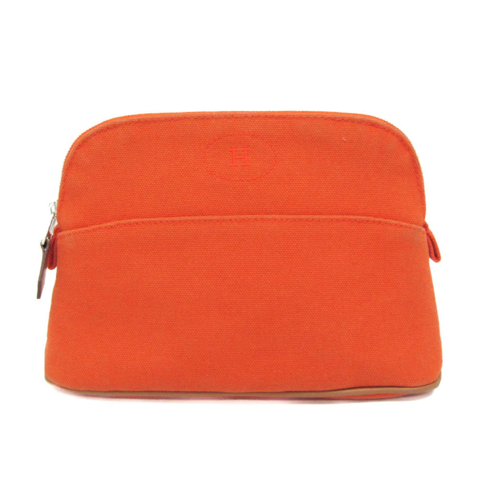 Pouch Cotton Hermes: Pouch Cotton Hermes The Pouch Cotton Hermes features a vibrant orange color and a sturdy zipper closure. Made from high-quality cotton, this compact pouch measures 14cm x 20cm x 7cm and weighs just 10