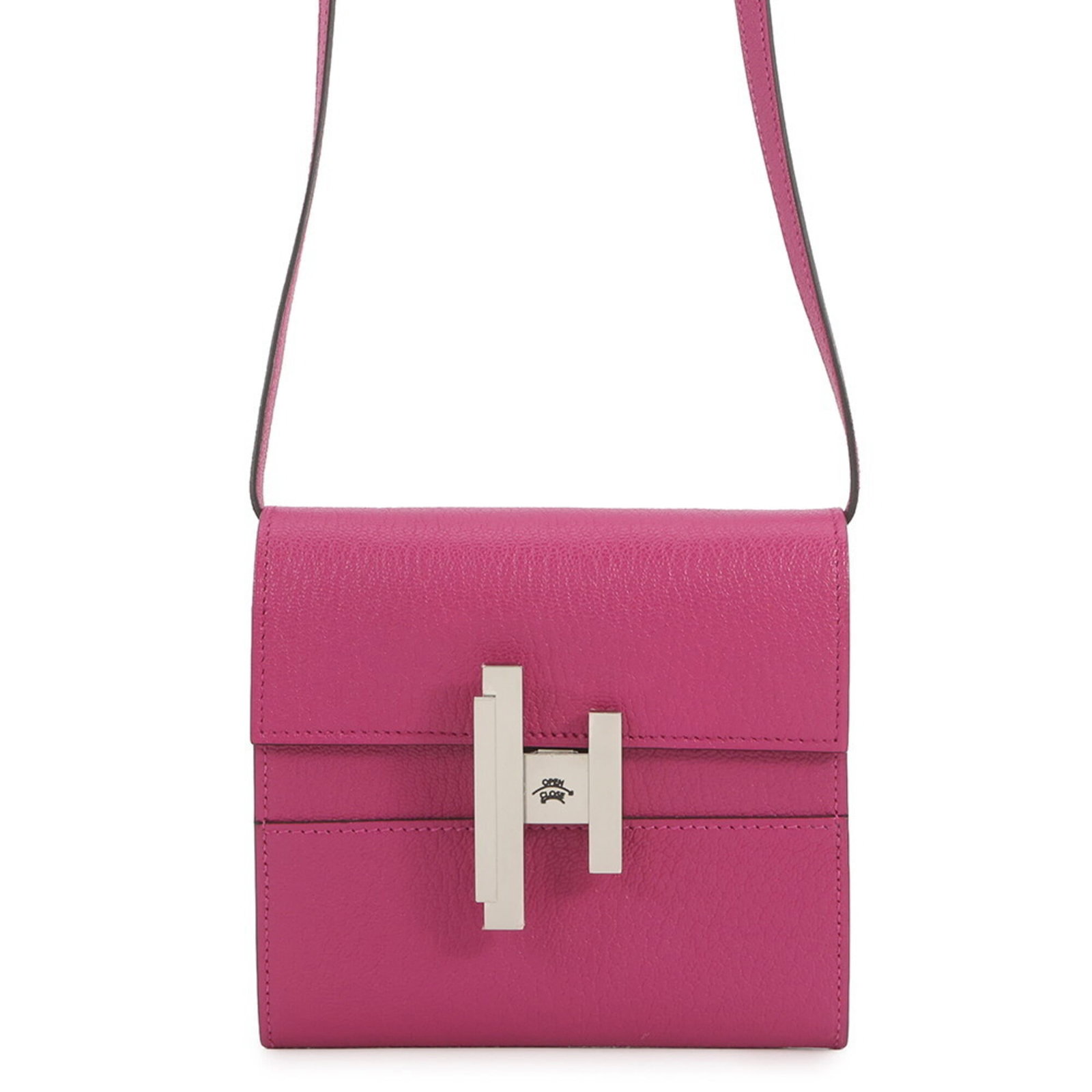 Chevre Myzore Leather Wallet Chain Shoulder: Chevre Myzore Leather Wallet Chain Shoulder Rose Purple Chevre Myzore Leather Chain/Shoulder Wallet from Hermes, crafted with high-quality chevre myzore leather in a striking rose purple hue. Measurin