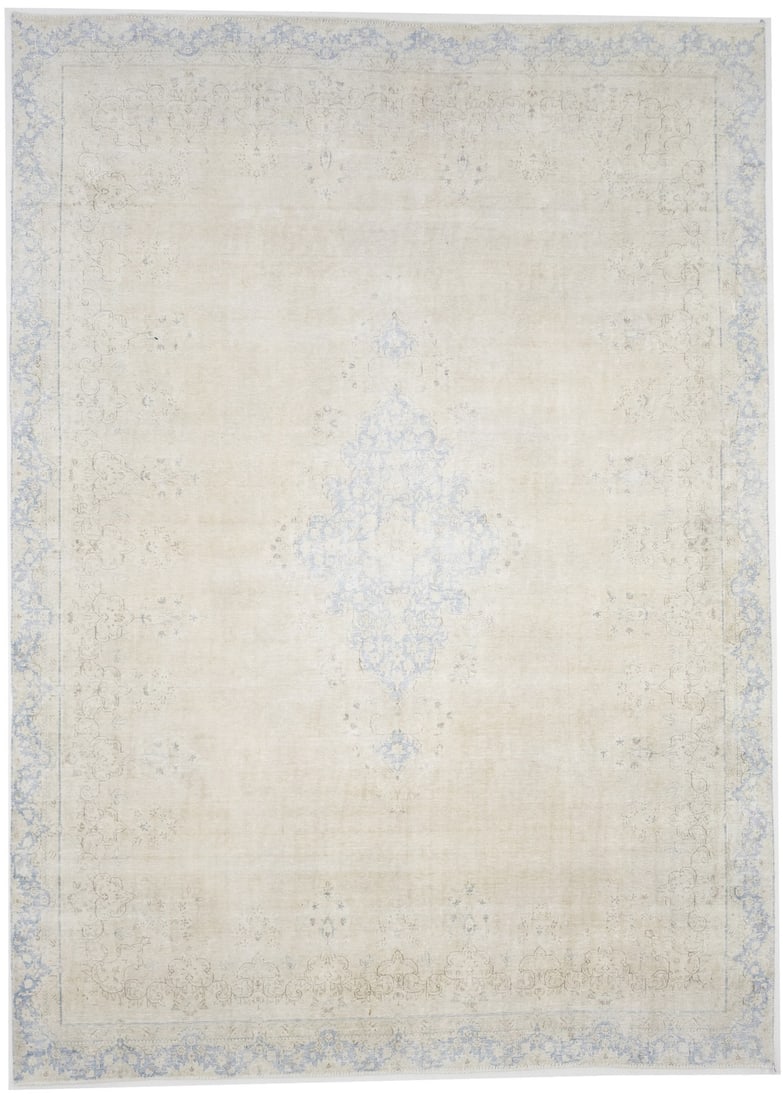 8'5X11'7 Distressed Vintage Oriental Rug Floral Medallion Stone-Washed Carpet Hand-Knotted: 8'5X11'7 Distressed Vintage Oriental Rug Floral Medallion Stone-Washed Carpet Hand-Knotted Distressed Vintage Oriental Rug with Floral Medallion Design. This hand-knotted, stone-washed wool rug boasts