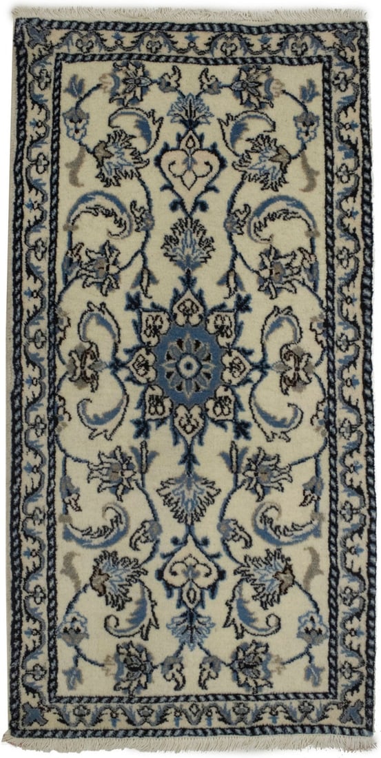 Handmade 2'3X4'7 Nain Oriental Rug Small Plush Carpet Classic Floral Design Hand-Knotted: Handmade 2'3X4'7 Nain Oriental Rug Small Plush Carpet Classic Floral Design Hand-Knotted Hand-knotted in wool with a thick pile, this traditional Nain Oriental rug boasts a classic floral design in cr