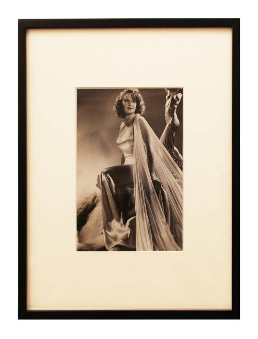George Hurrell - Rosemary Lane (actress) Original photograph portrait Print: George Hurrell - Rosemary Lane (actress) Original photograph portrait Print Item Specifics: Artist: George Hurrell Signed By: George Hurrell Size: Medium Signed: No Material: Paper Original/Licensed R