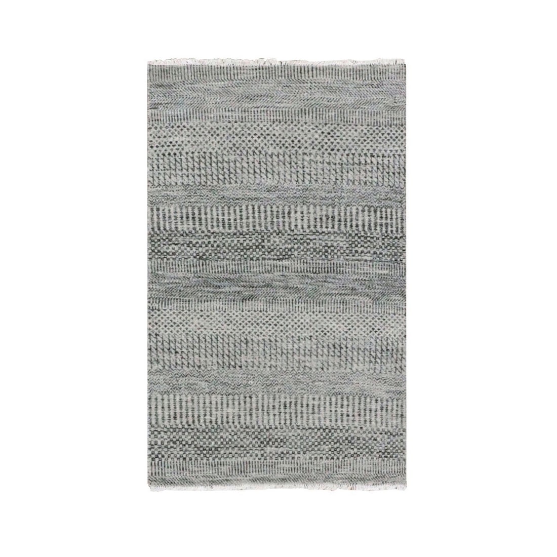 2'5"x4'1" Ice Gray Grass Design Undyed 100% Wool Hand Knotted Rug: 2'5"x4'1" Ice Gray Grass Design Undyed 100% Wool Hand Knotted Rug The Ice Gray Grass Design rug boasts a stunning, undyed 100% wool hand-knotted construction in a subtle, grey hue reminiscent of fresh